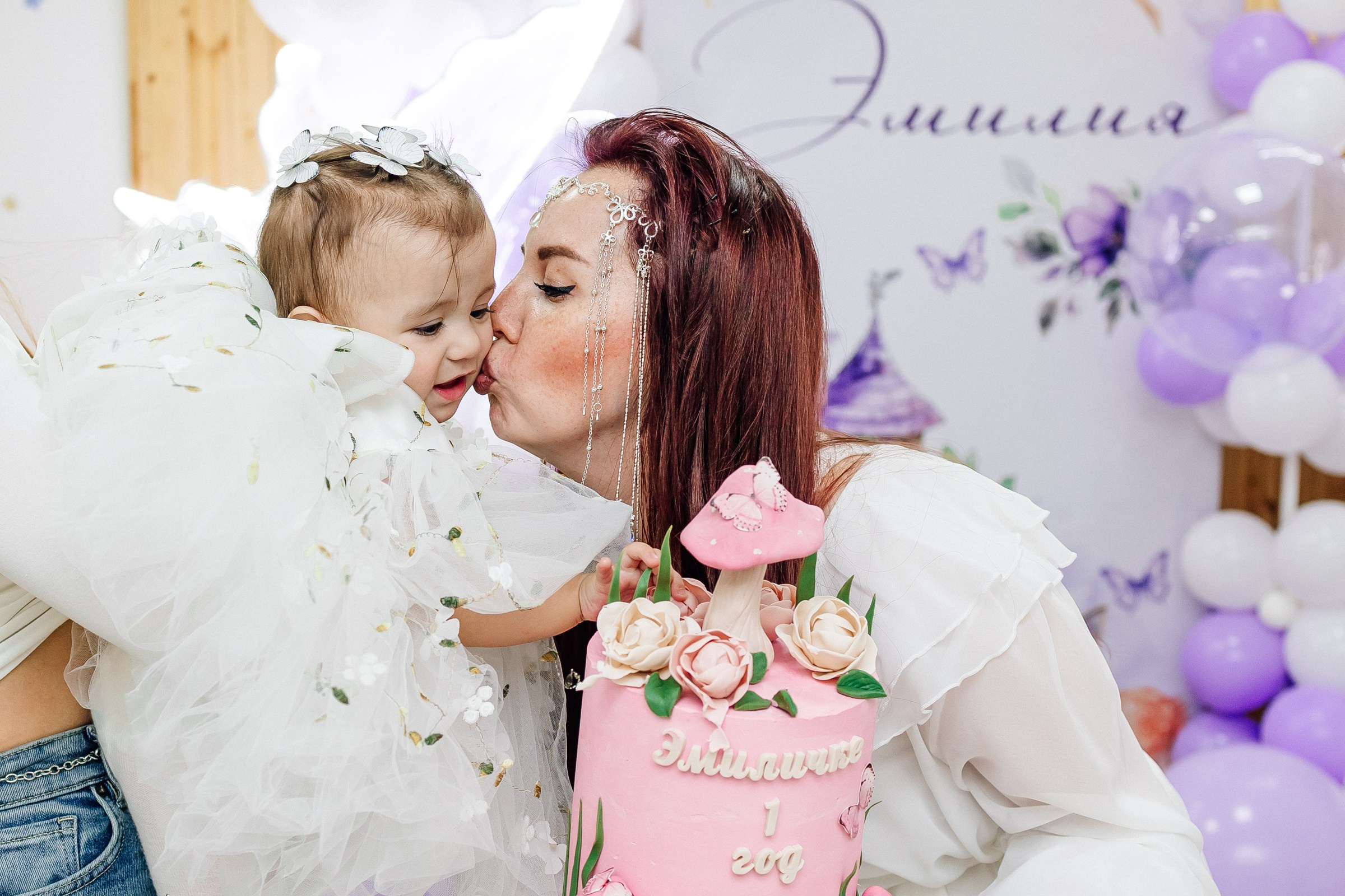 Эмилии 1 год. Семейный фотограф в Волгодонске Краченцева Анна