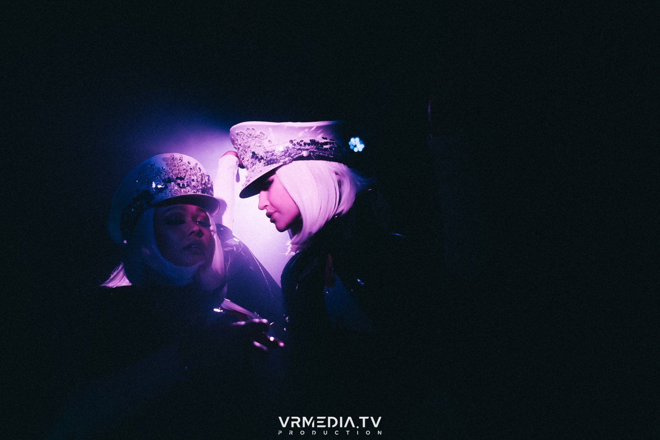 WEEKEND HALL в культурном пространстве «Редакция»