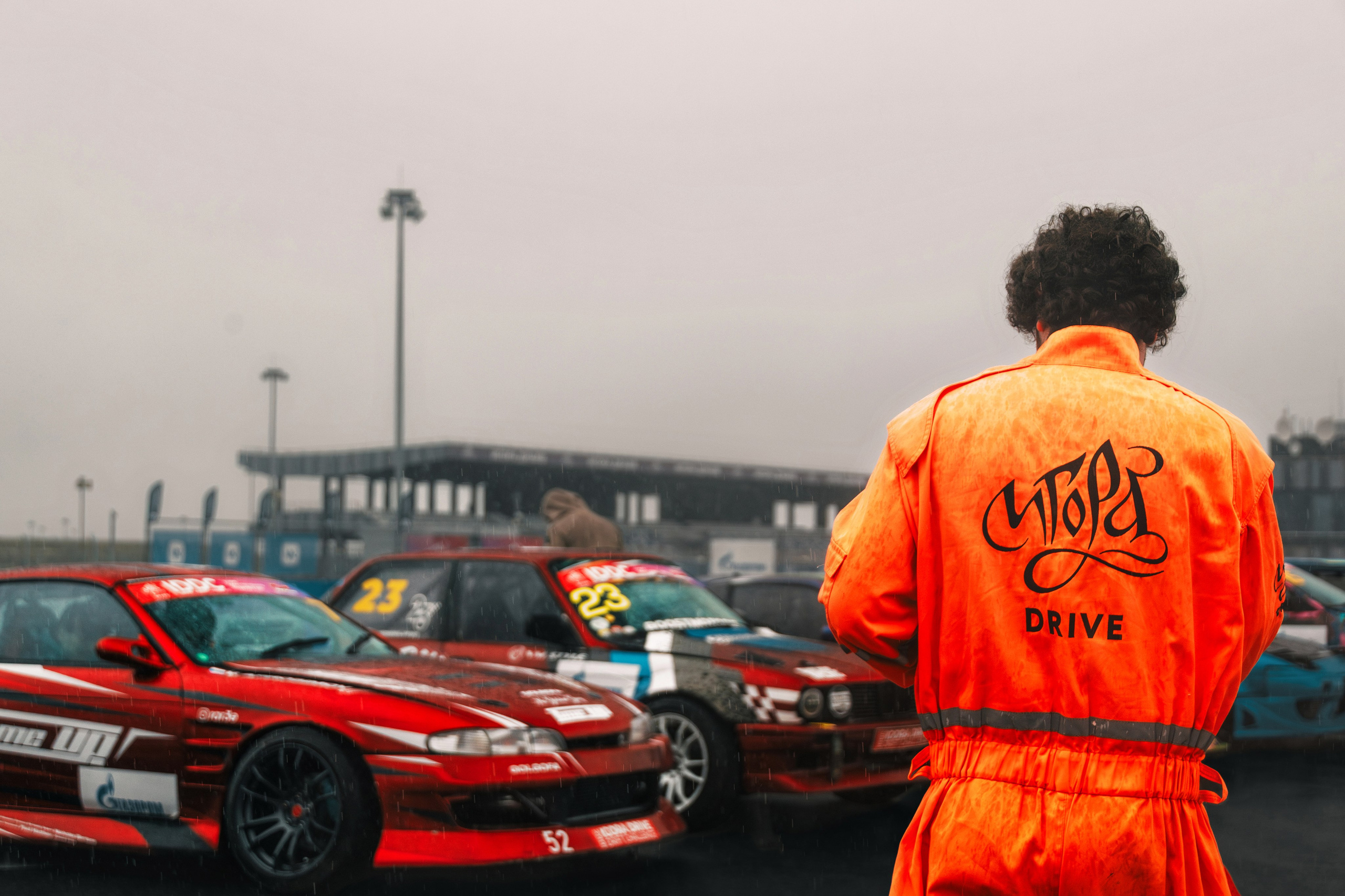 IDDC Этап 2: Бетонный Колизей и блогеры в деле