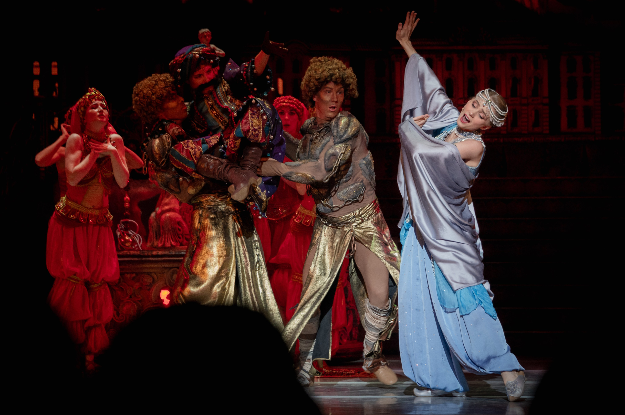 Мюзикл «Каприз императрицы». Фотограф Роман Адлер