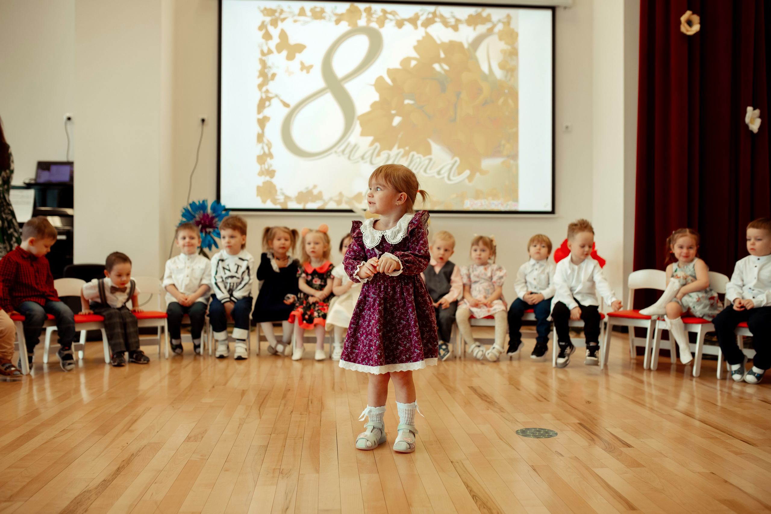 Праздник весны в детском саду. Семейный и детский фотограф в Москве Дорогова Екатерина