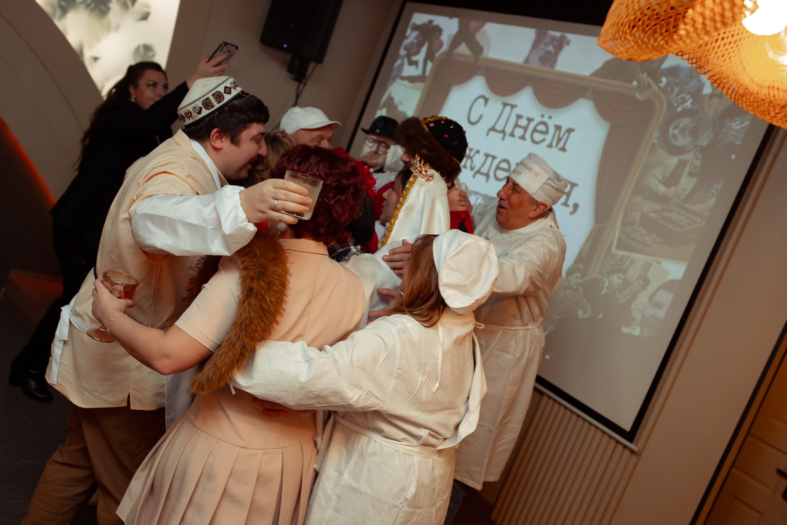 Юбилей Анны в стиле Гайдая. Семейный и детский фотограф в Москве Дорогова Екатерина