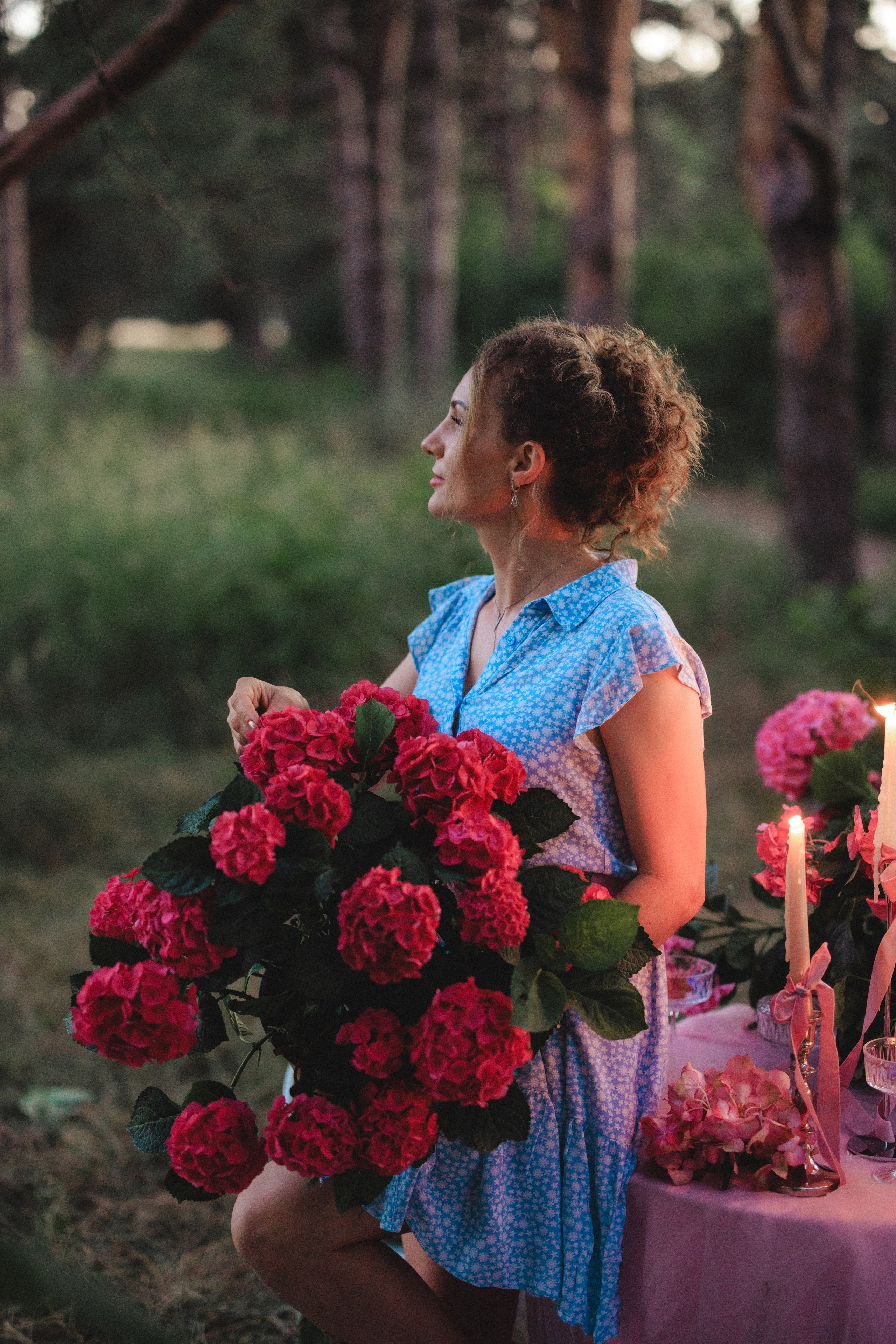 Цветочная фотосессия в лесу. Семейный и детский фотограф в Краснодаре Анна Трашкова