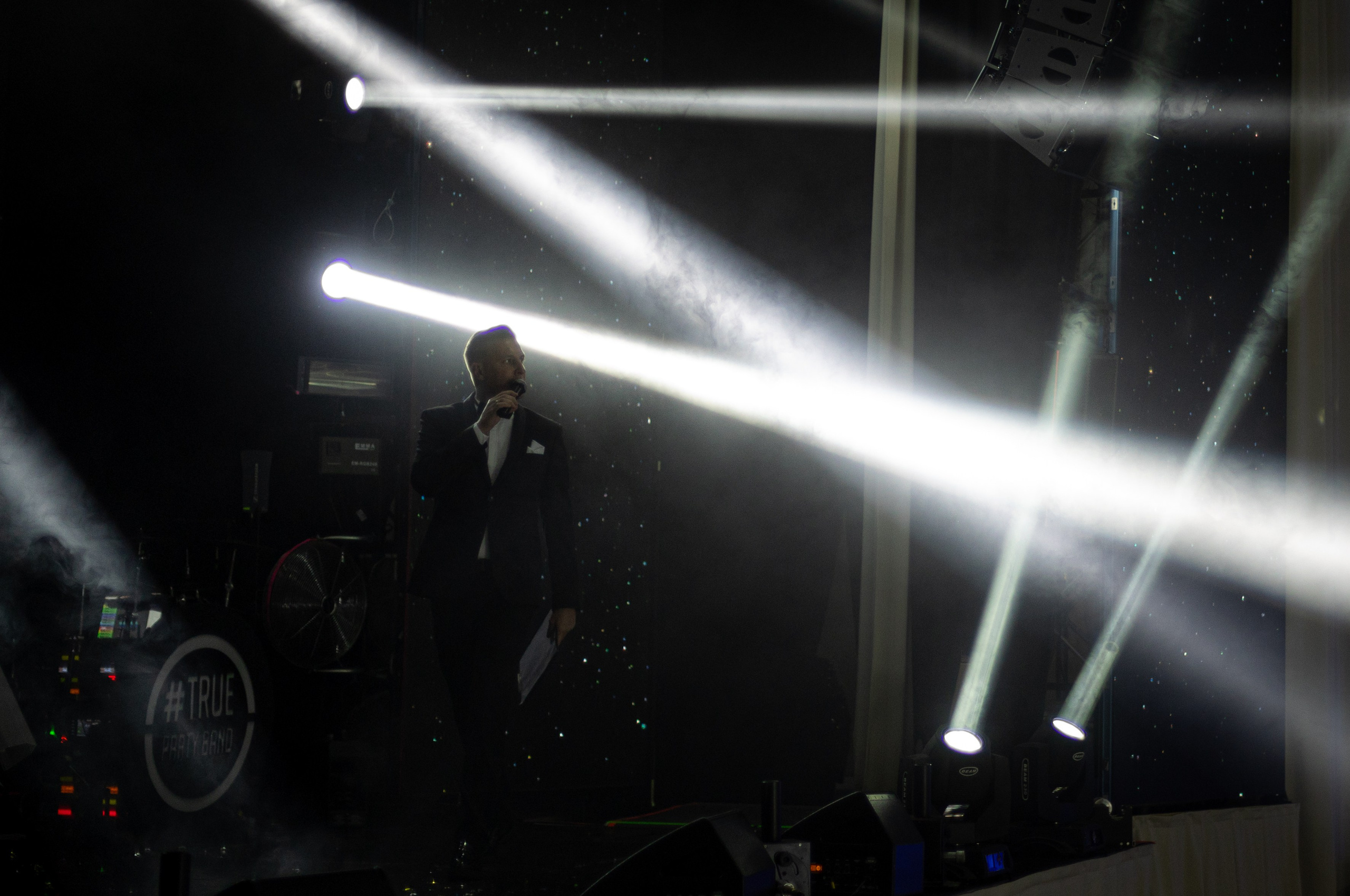 Автопортрет. Летний Дворец в Петергофе. Ваш фотограф — Александра Андрущенко