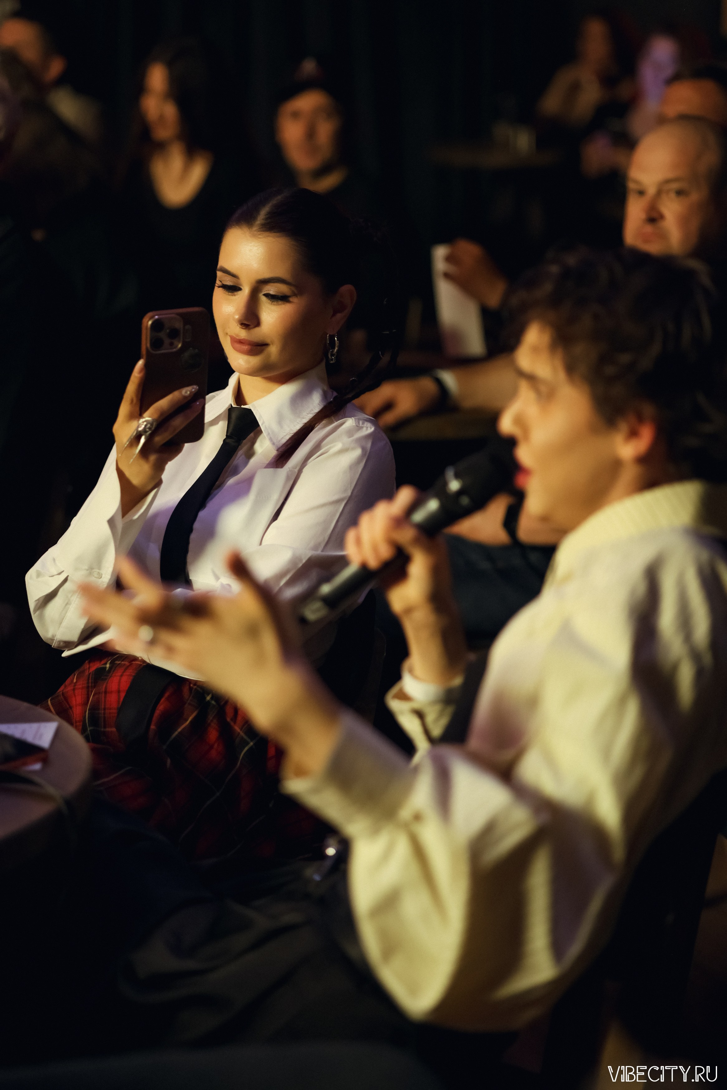 Стендап клуб Локация. VIBECITY.RU Вайб Сити Ру Фоторепортажи Фотоотчеты Калининград
