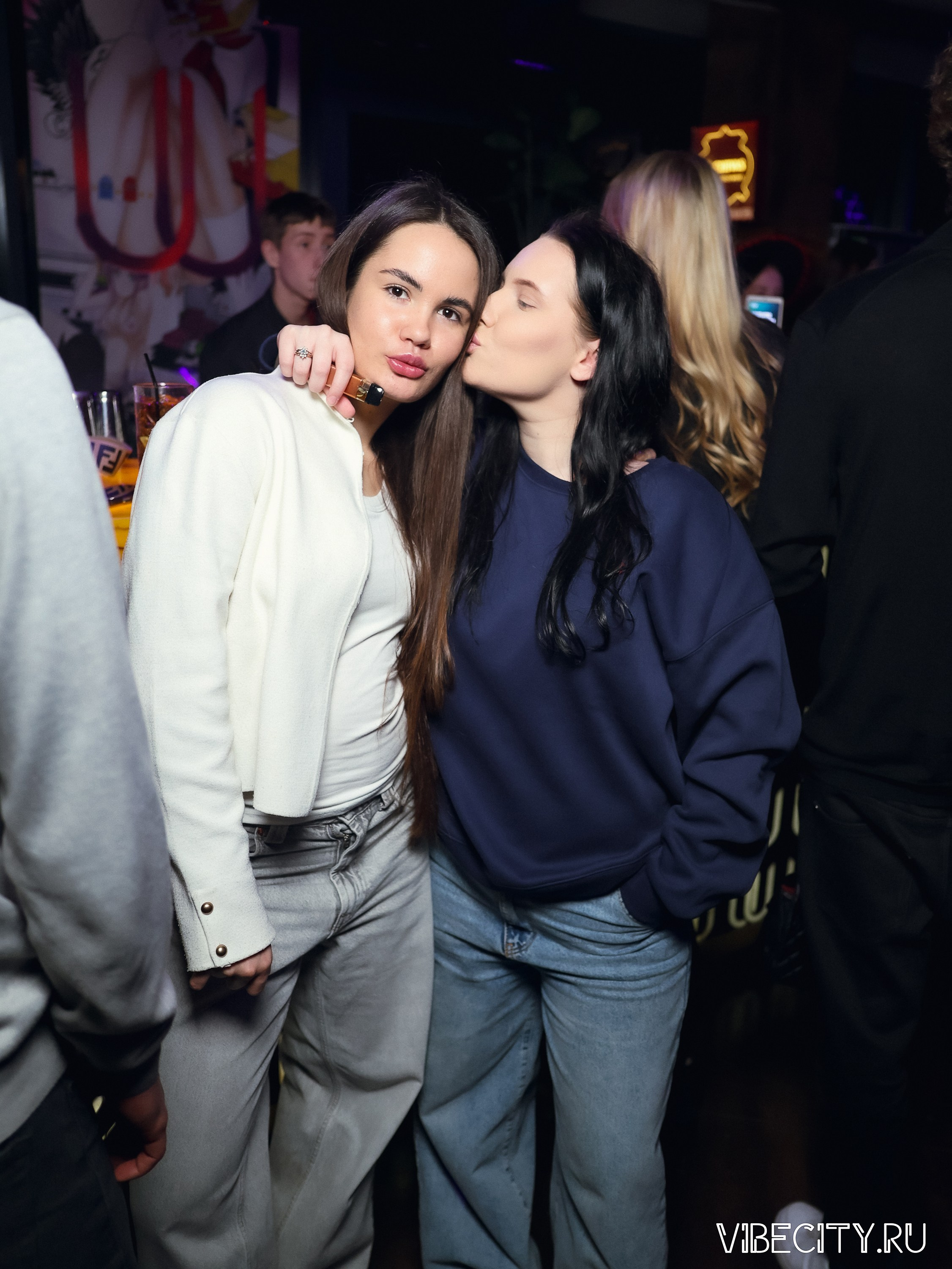 DOUBLE U. VIBECITY.RU Вайб Сити Ру Фоторепортажи Фотоотчеты Калининград