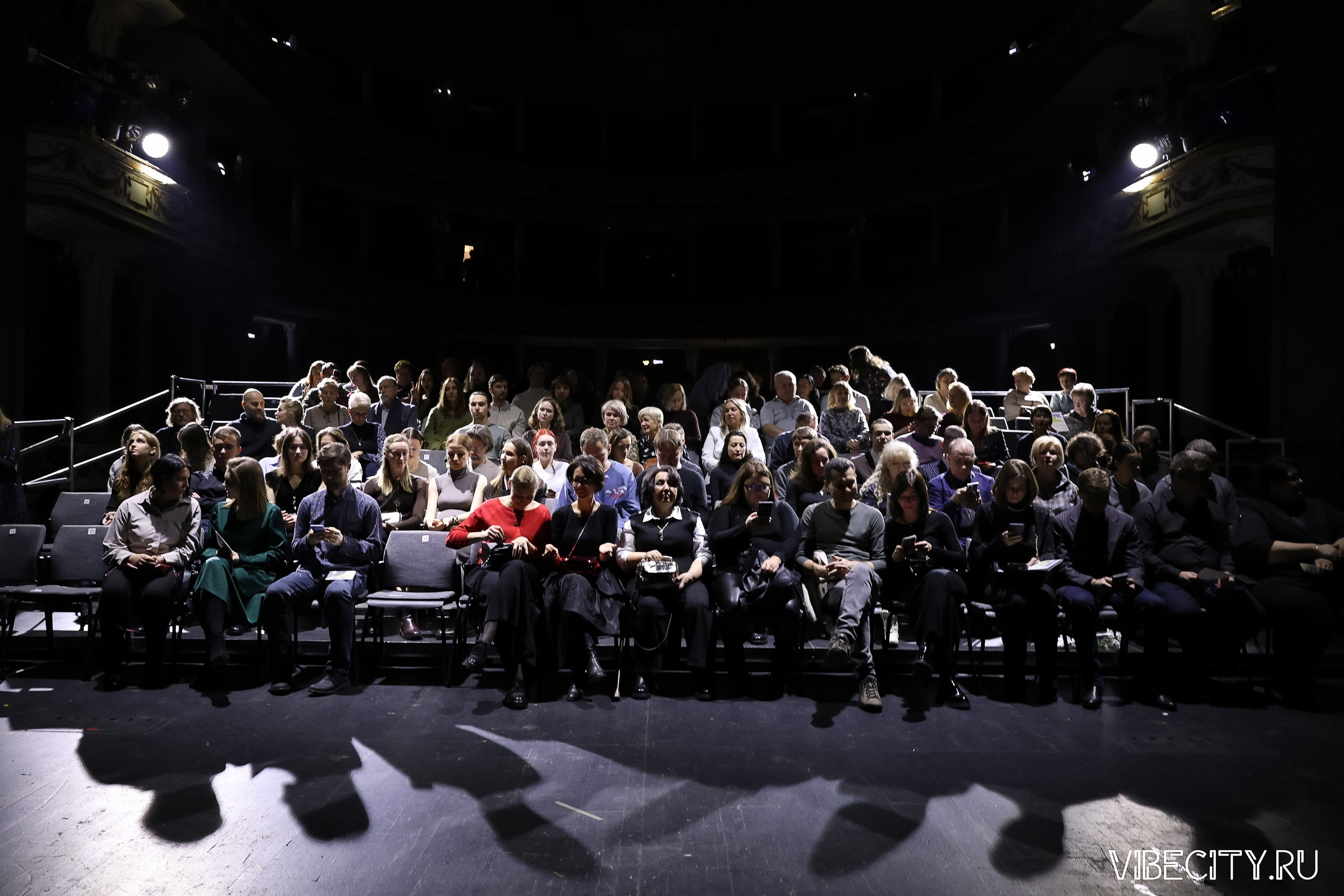Калининградский Драматический Театр. VIBECITY.RU Вайб Сити Ру Фоторепортажи Фотоотчеты Калининград