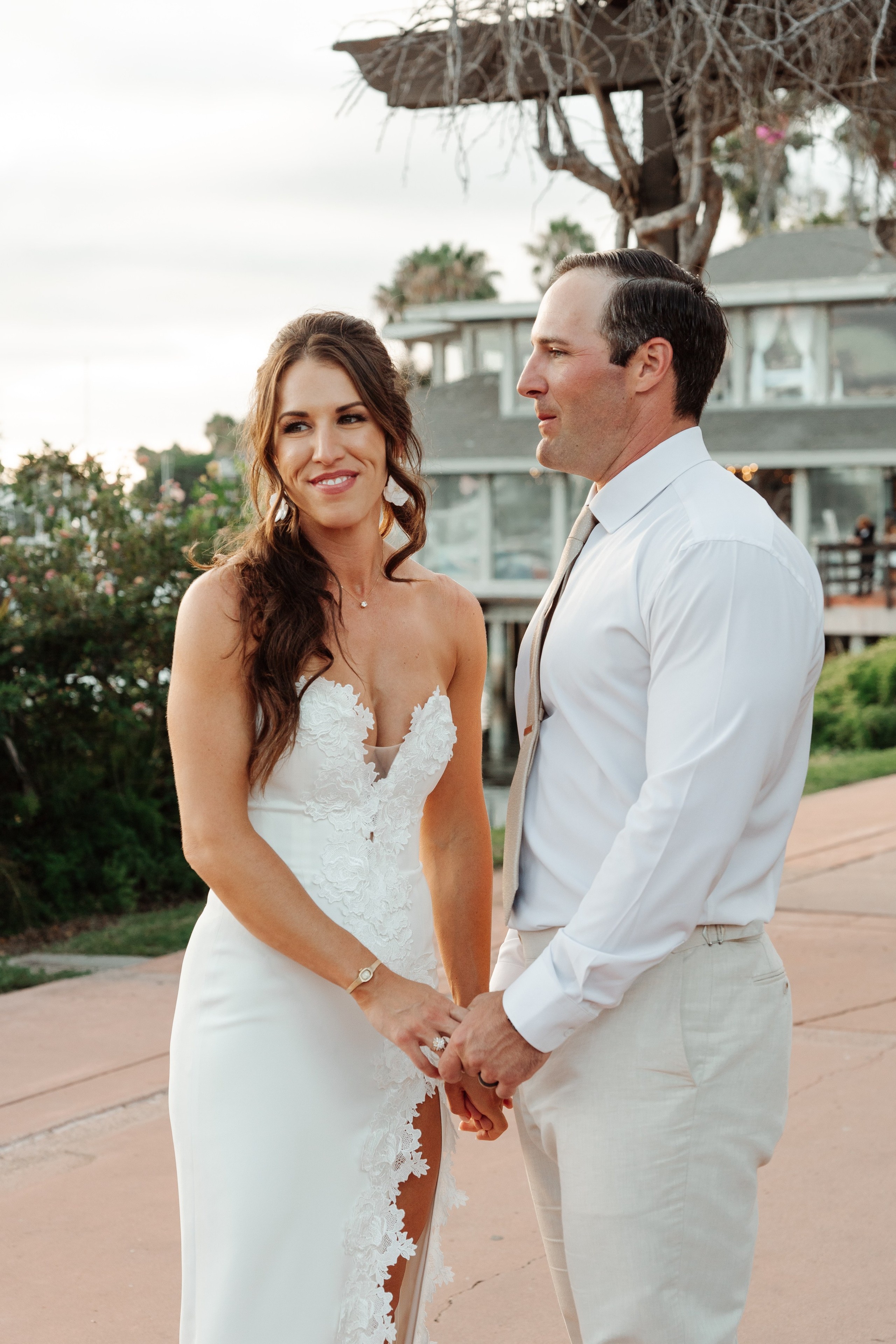 2025-08-16_BryanAmber. Ретушер Зенькевич Света