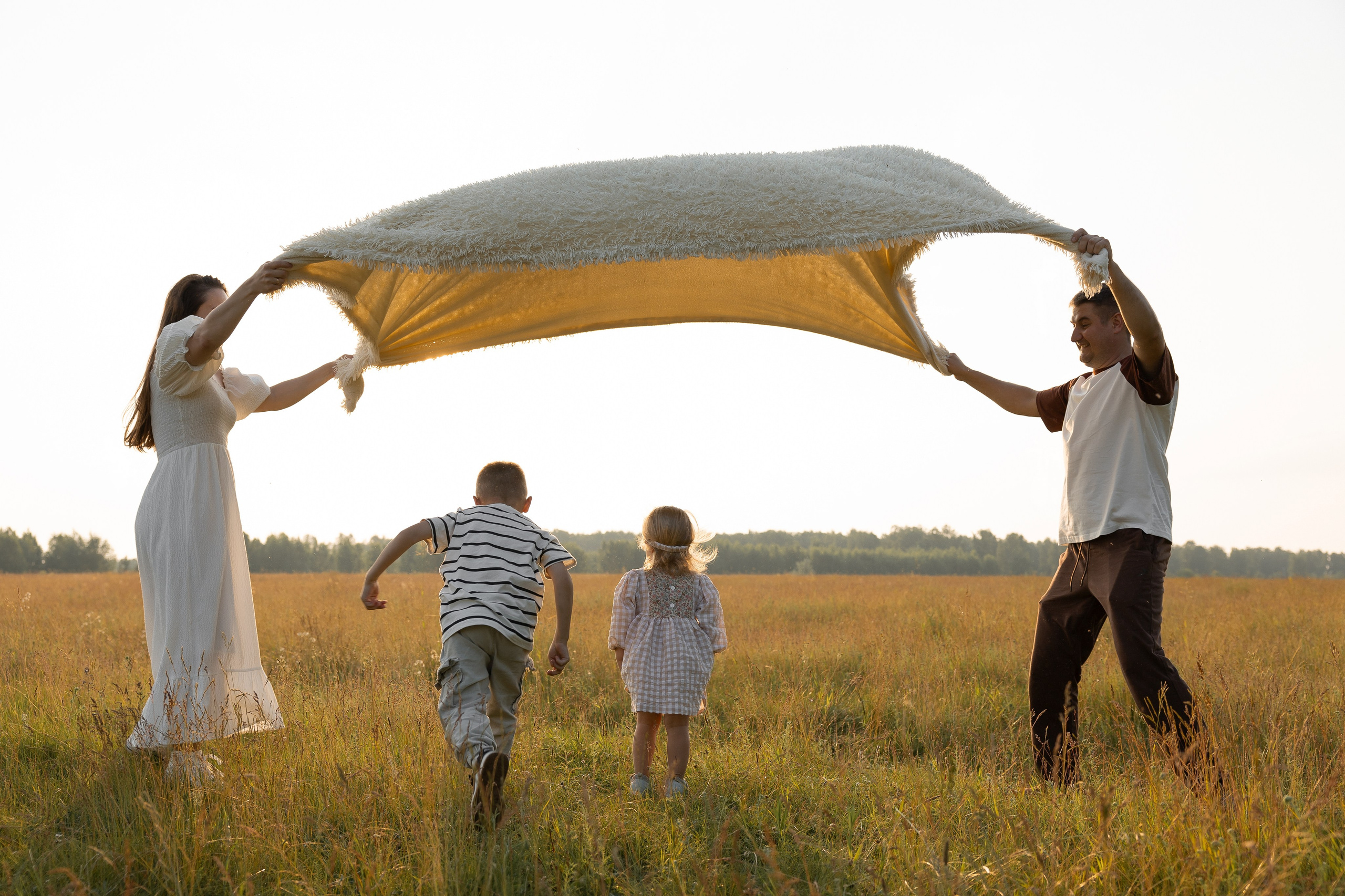 В поле. Семейный и свадебный фотограф в Челябинске Мария Леонтьева