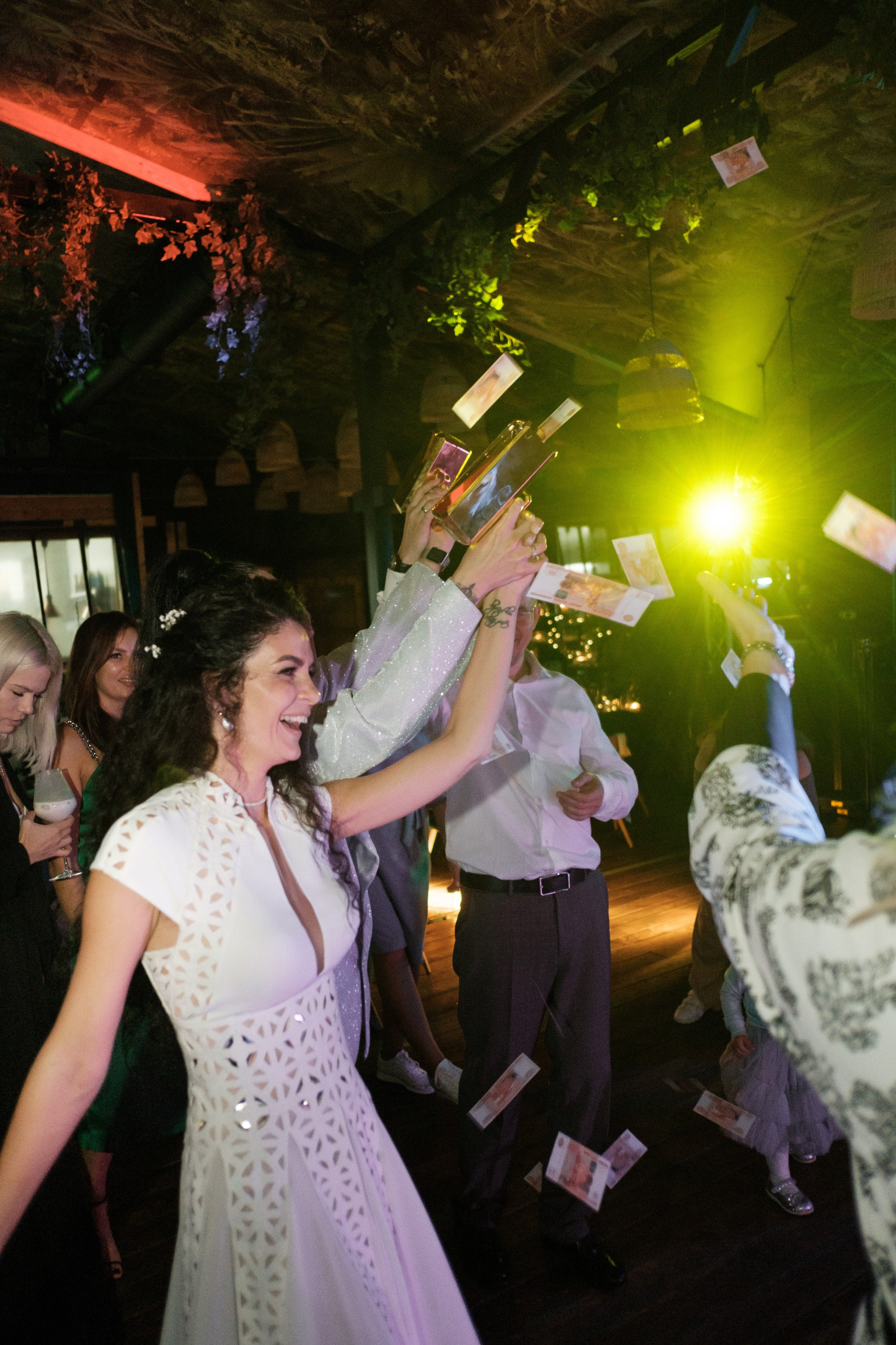 Кот и Дракон. Свадебный Видеограф Фотограф в Сочи