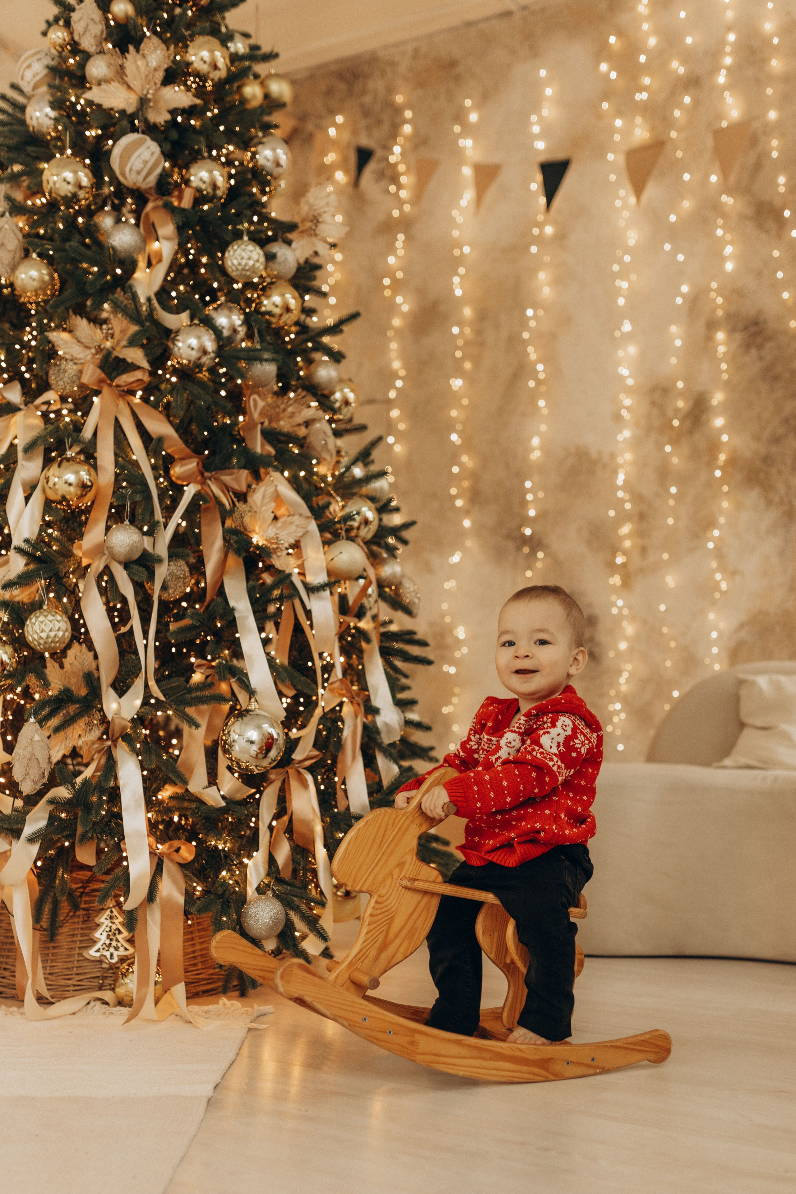 Яркий новый год мама и 2 сыночка. Фотограф в Ставрополе Svetlana Matveeva