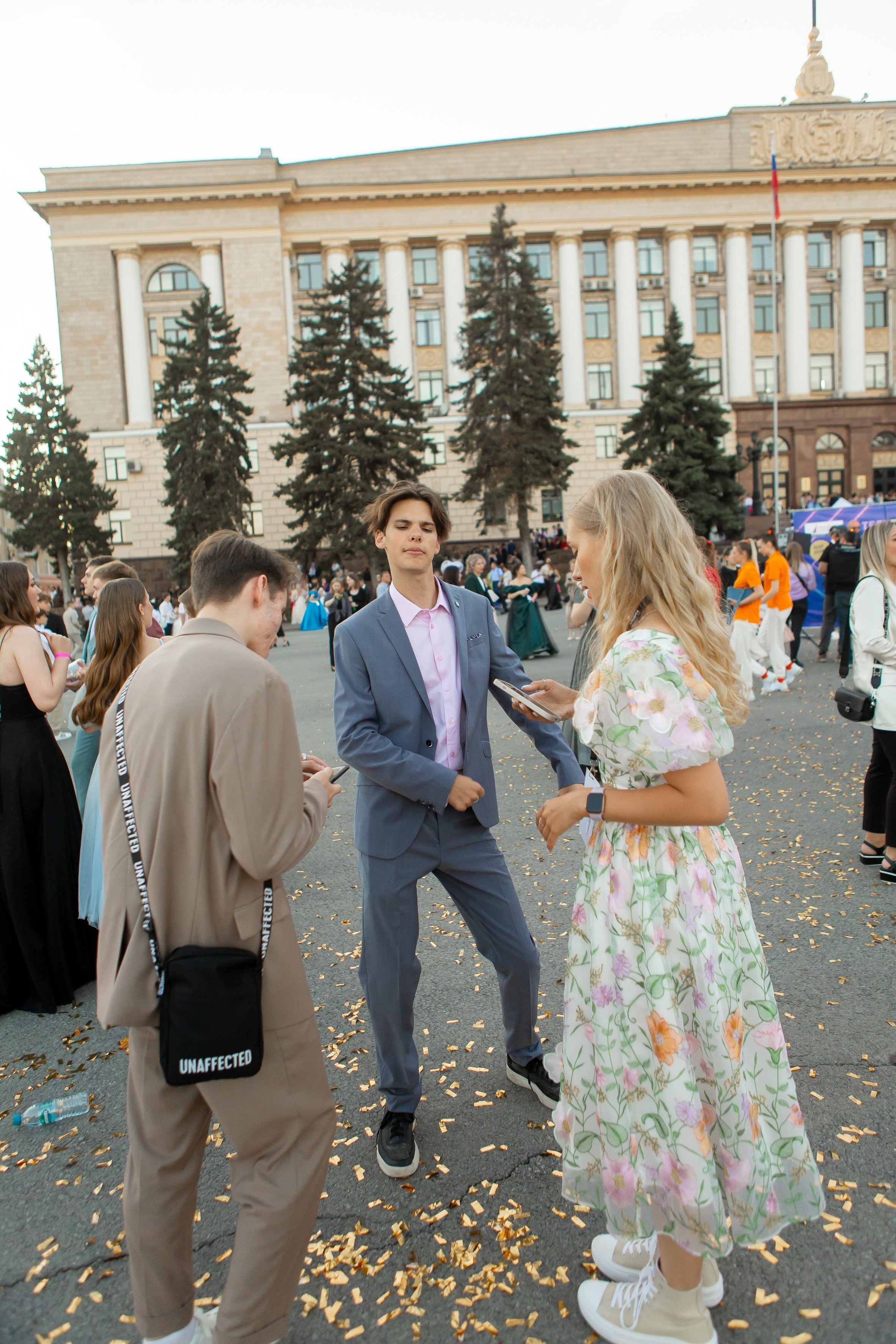 Выпускной Гимназия 12 2024 г. Свадебный и портретный Фотограф в Липецке Дмитрий Котюков
