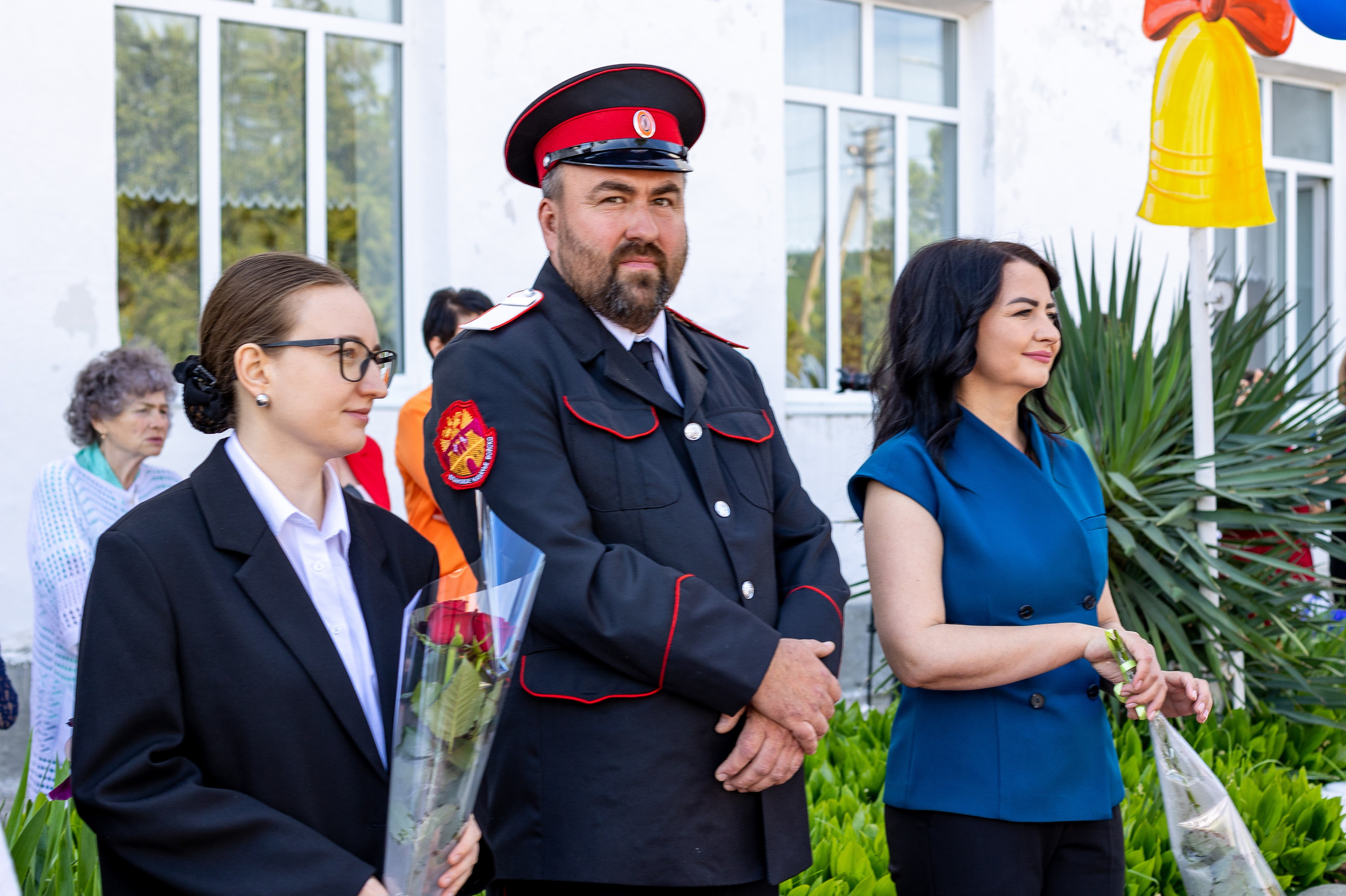 Последний звонок. Выпускные альбомы Майкоп, Краснодар Елена Золотарева