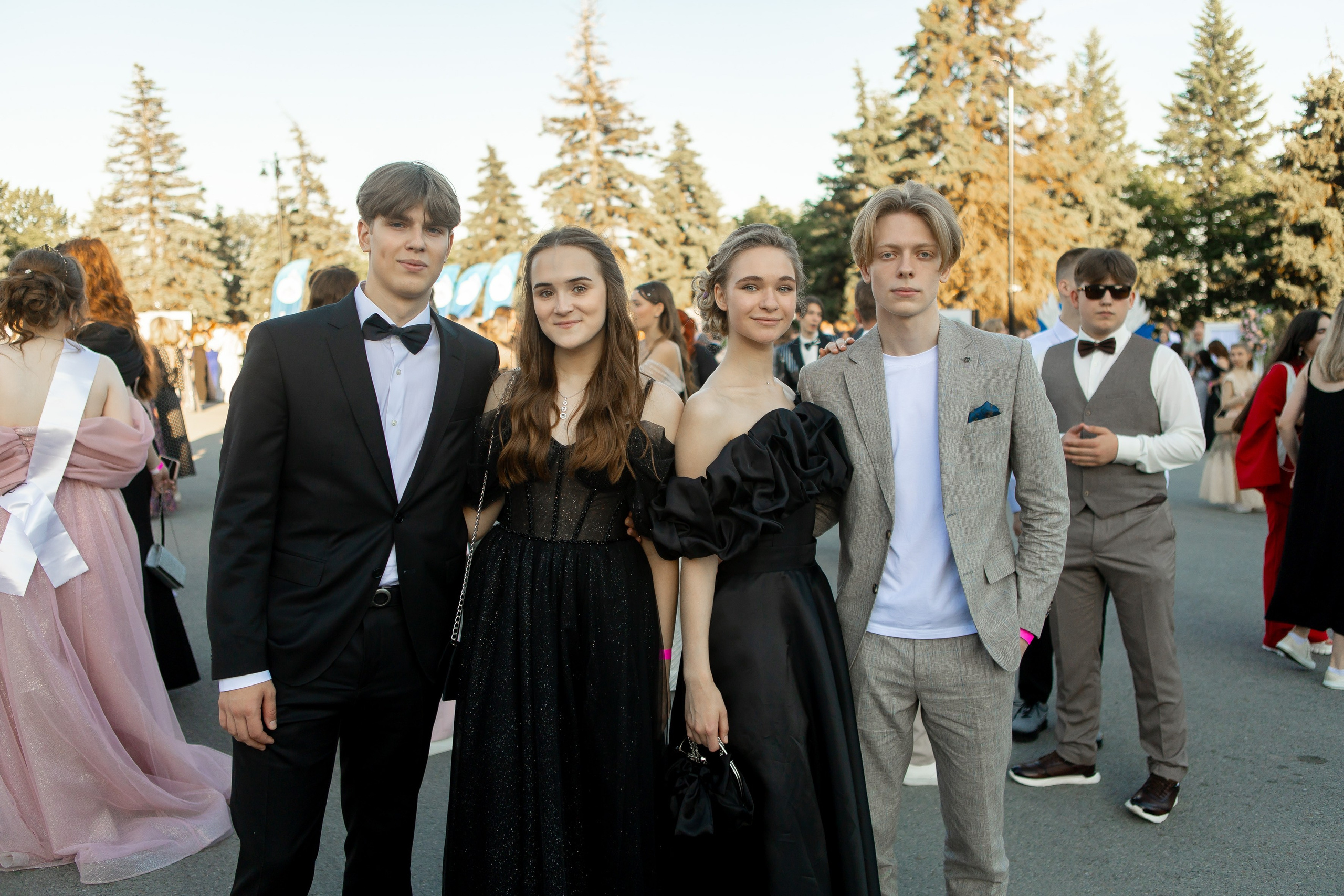 Выпускной Гимназия 12 2024 г. Свадебный и портретный Фотограф в Липецке Дмитрий Котюков