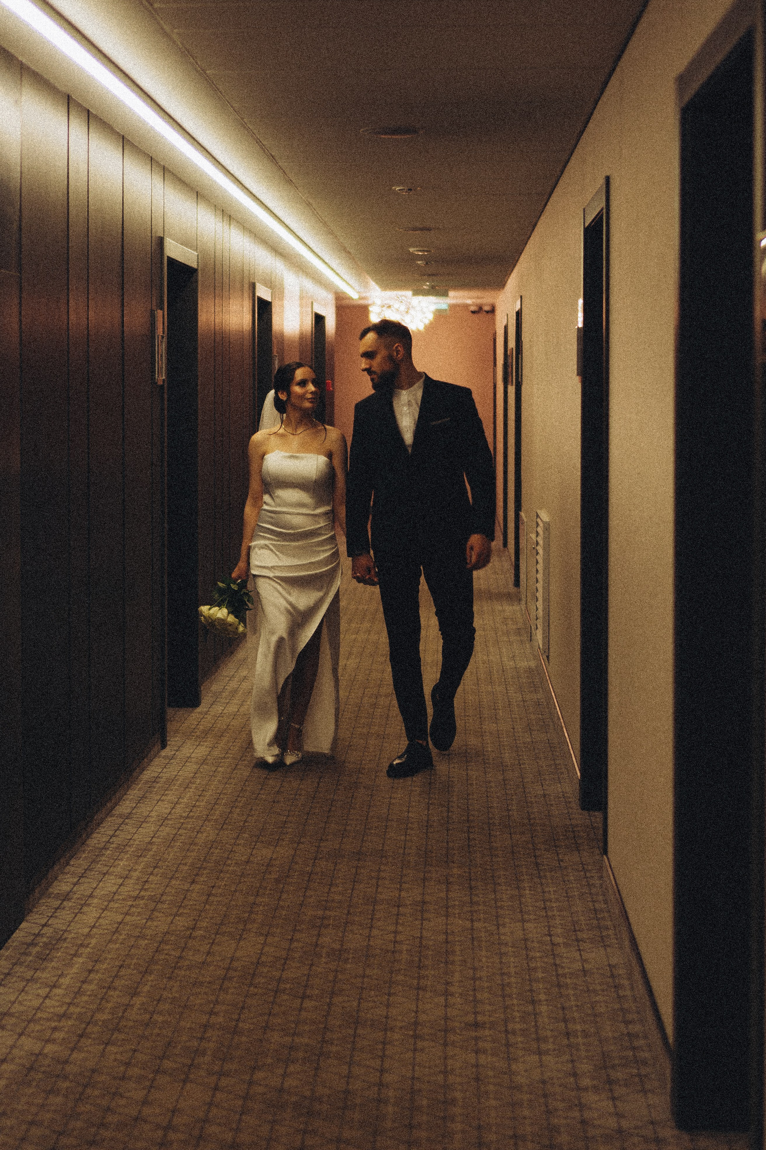 СВАДЕБНАЯ СЬЕМКА СБОРОВ ЖЕНИХА И НЕВЕСТЫ В ОТЕЛЕ И ТАКЖЕ ФОТОСЕССИИЯ В ОТЕЛЕЕ МЕГАПОЛИС БРЯНСК. Профессиональный фотограф, Санкт-Петербург — Виктория Богомолова