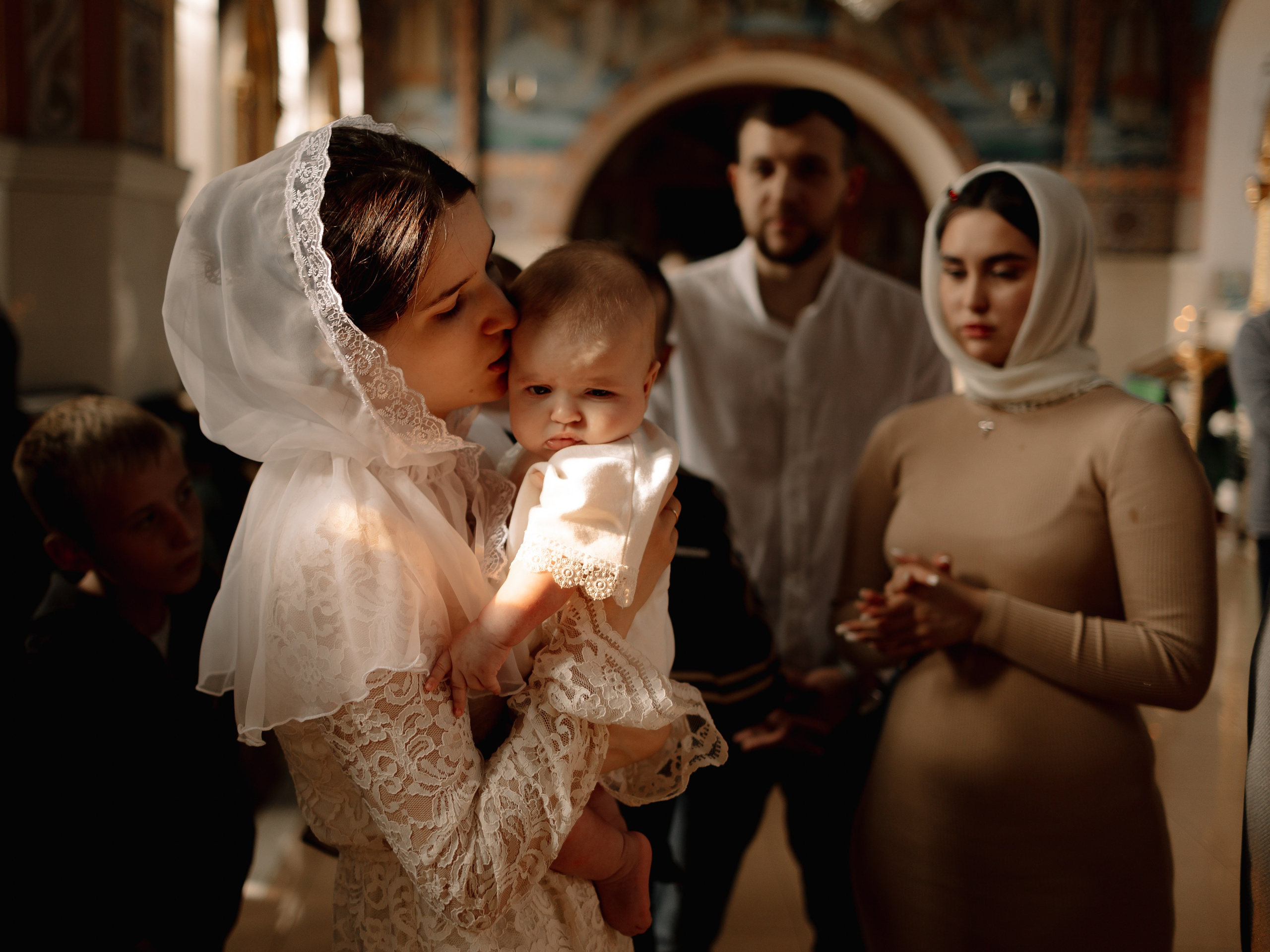 Таинство крещения Миланы. Семейный фотограф в Краснодаре Храмова Анна