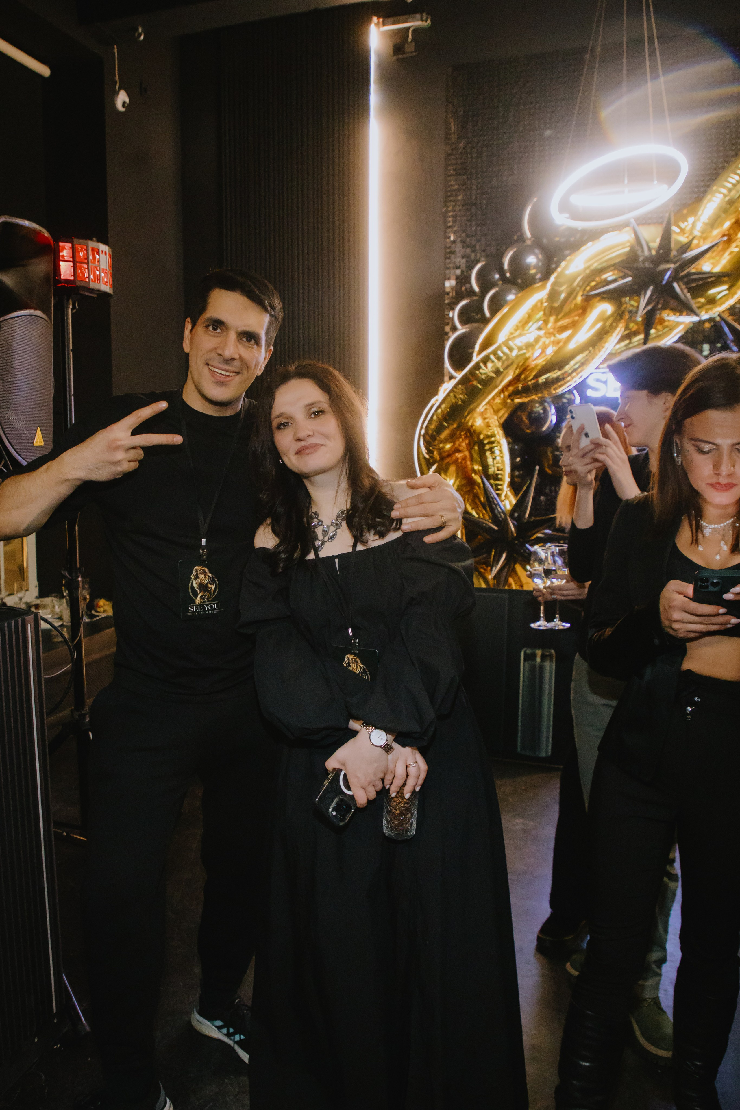 See `You Perfume. Фотограф в Москве и Санкт-Петербурге Дарина