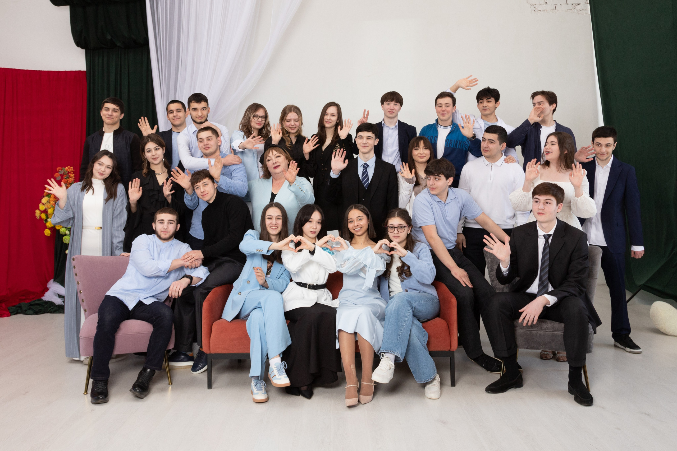 9  и 11 классы. Школьный фотограф в г. Нальчик Галимат Абитова