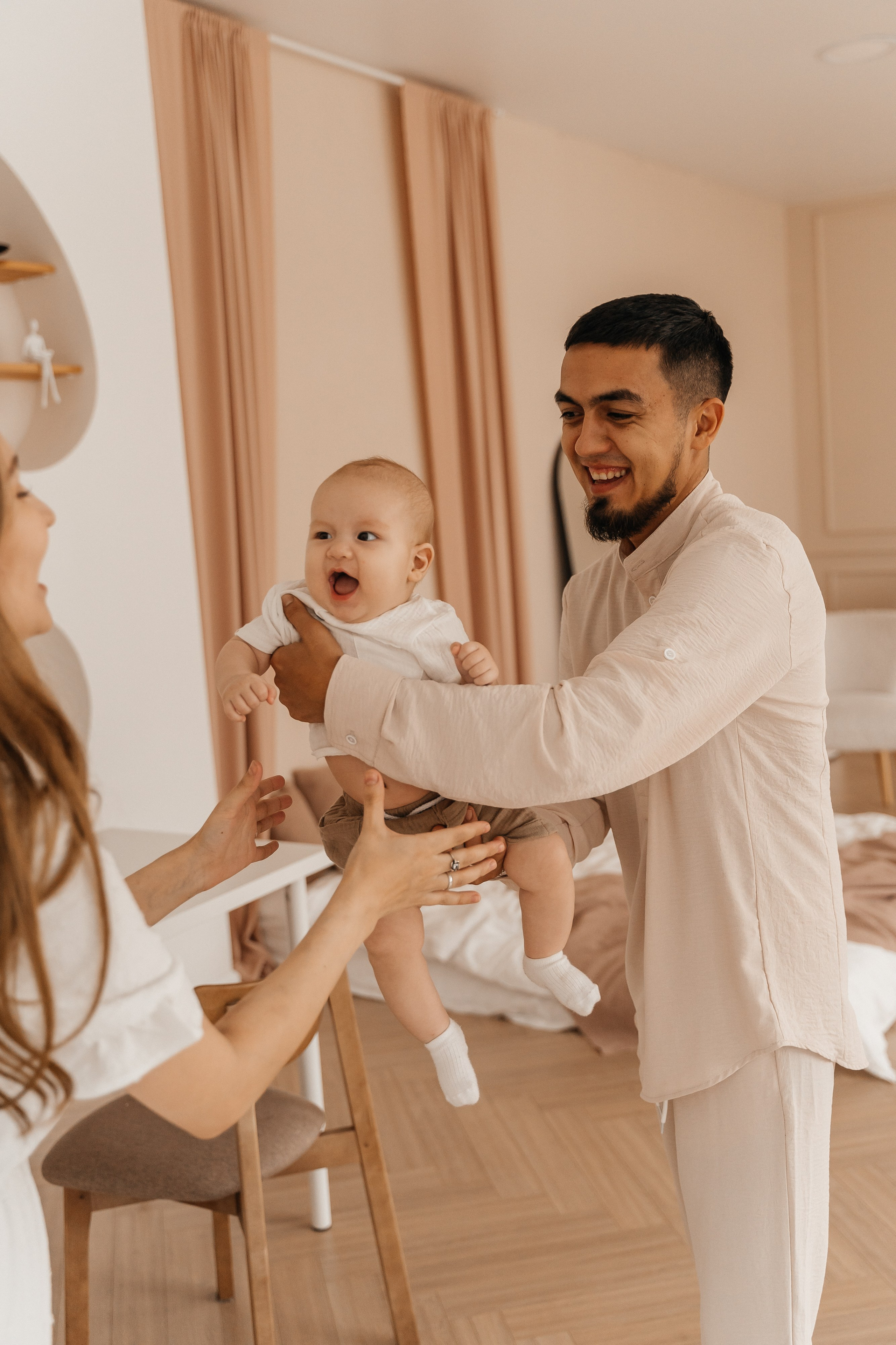 Манук, Настя, Сабрина и Эмин. Волик Мария