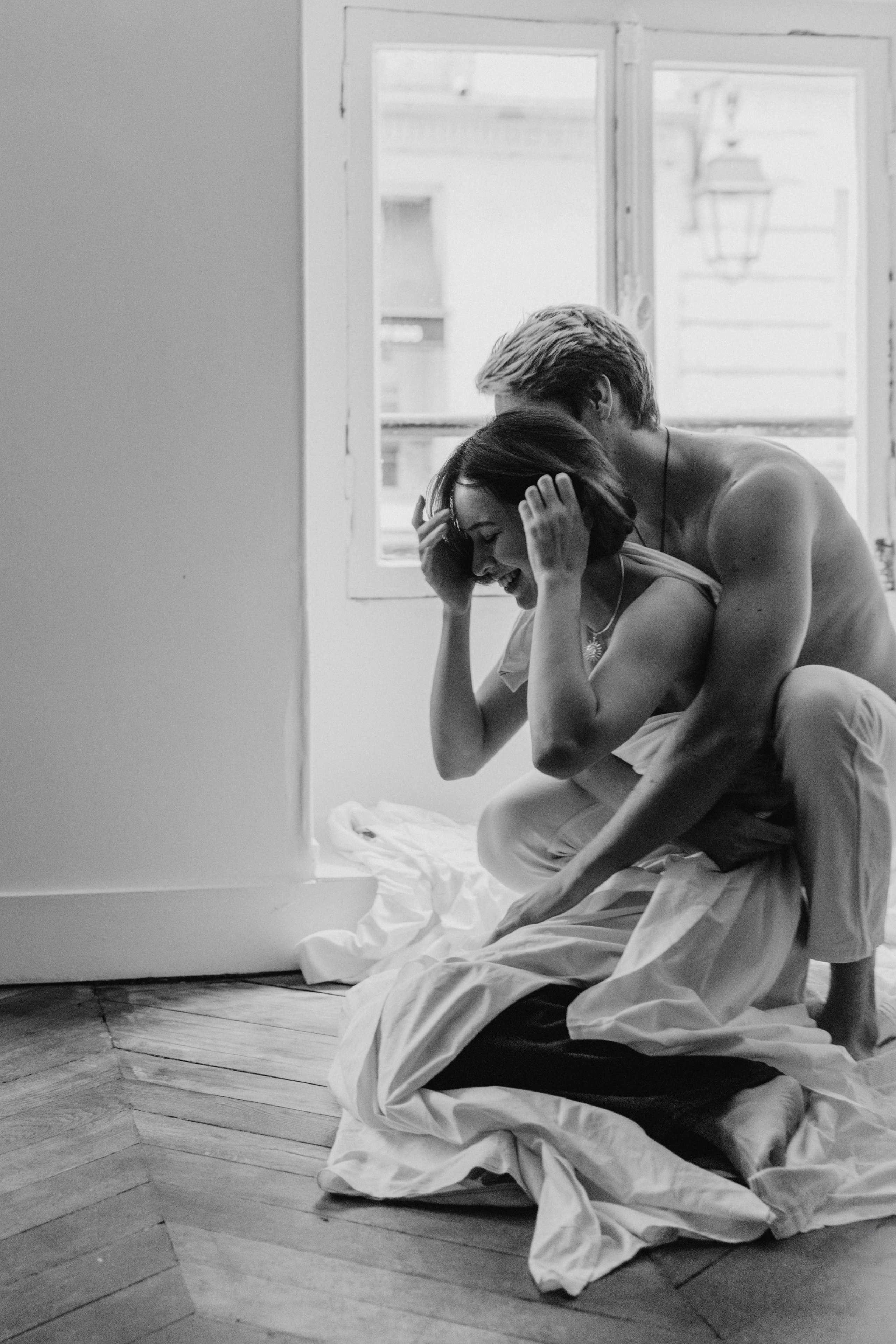 Why am I so crazy about her. Photographer in Paris