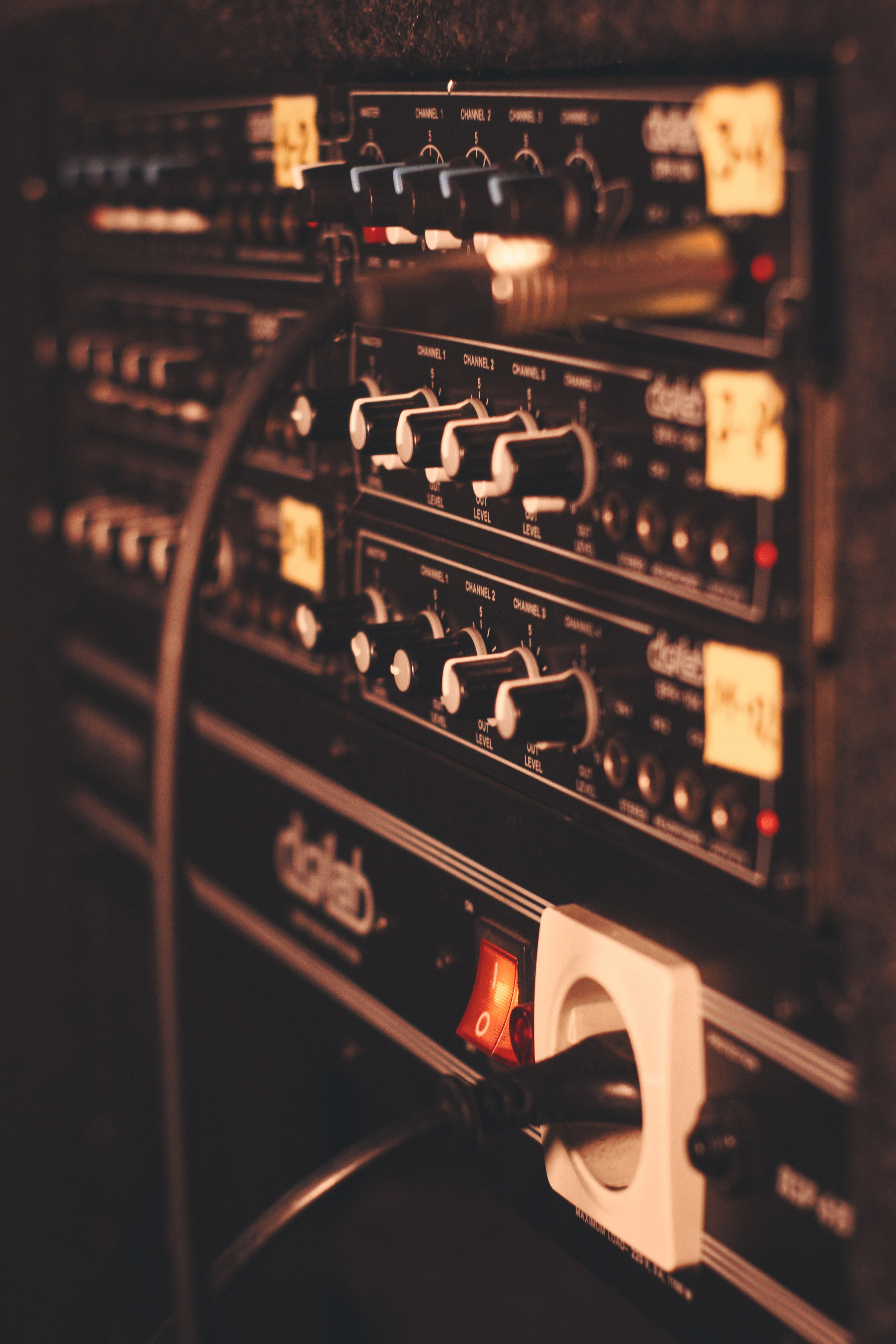 Голова Муэссы/Параметрика — Запись Ретроградного Меркурия. Фотография для артистов