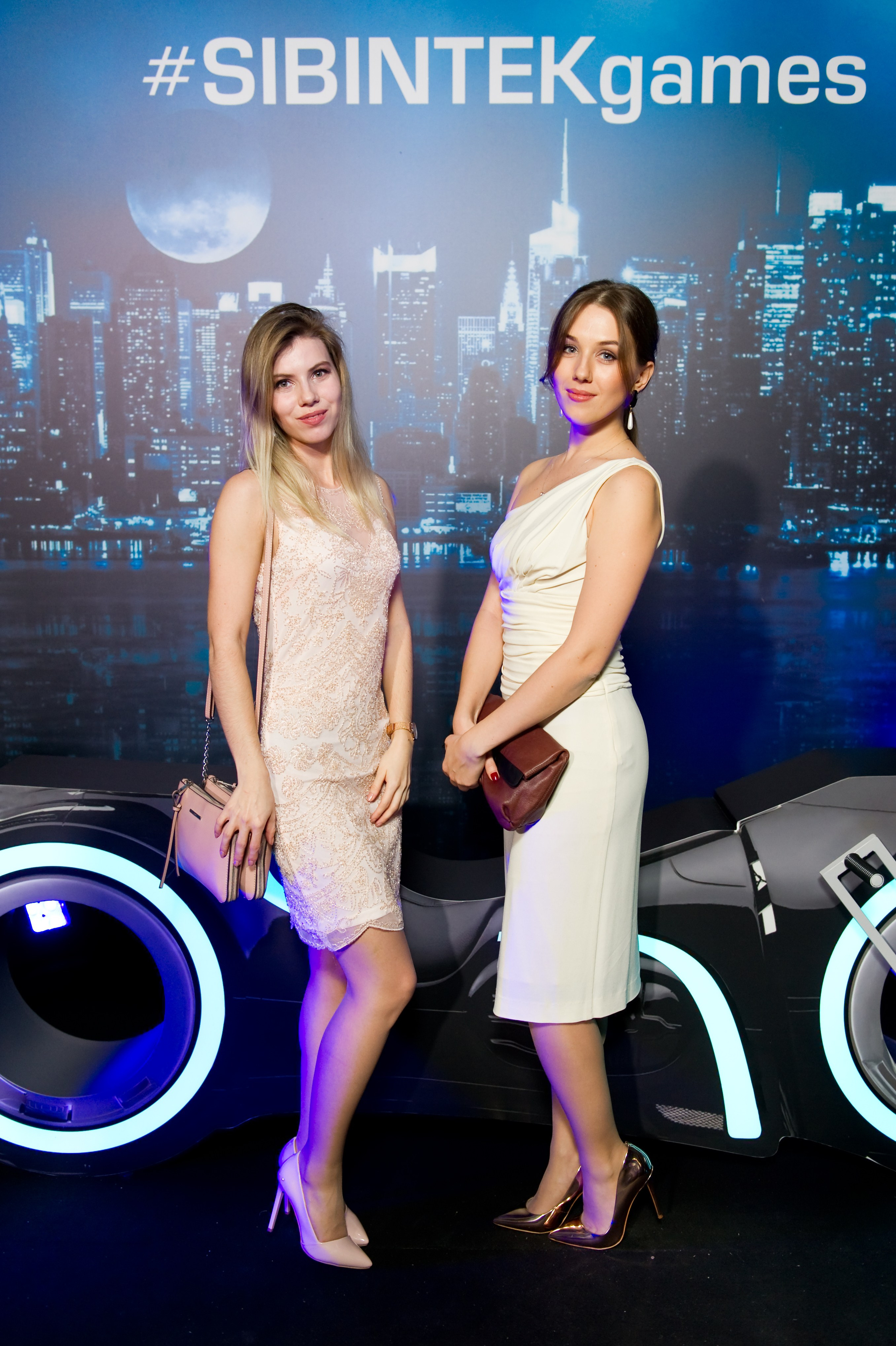 Новогодний корпоратив Сибинтек. Репортажный фотограф и видеограф Слава Думчев. Тимбилдинги, отчетники, корпоративы