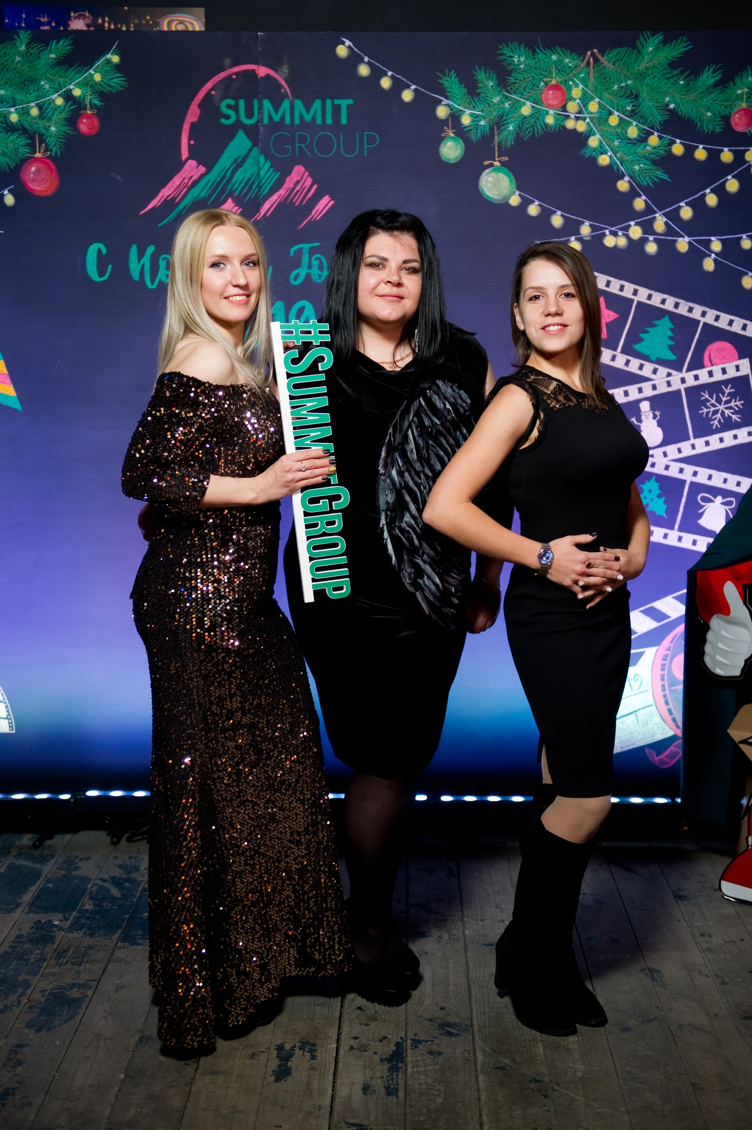 Новогодний корпоратив Summit. Репортажный фотограф и видеограф Слава Думчев. Тимбилдинги, отчетники, корпоративы