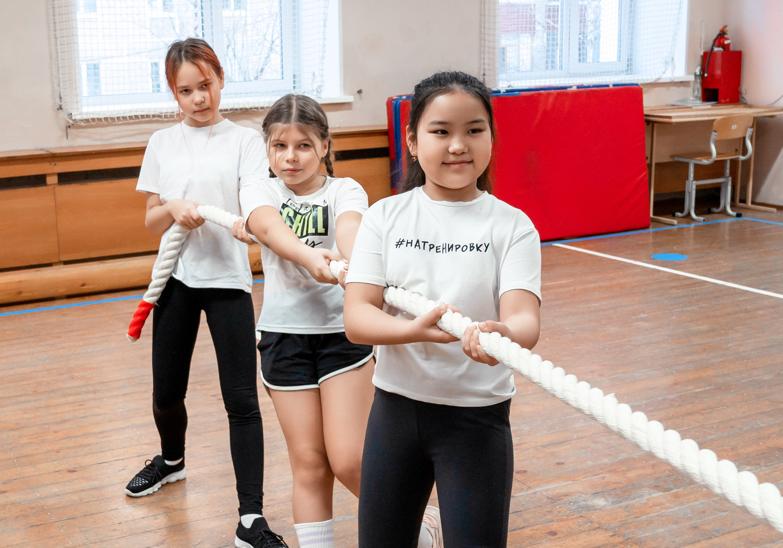 Перетягивание каната изо всех сил