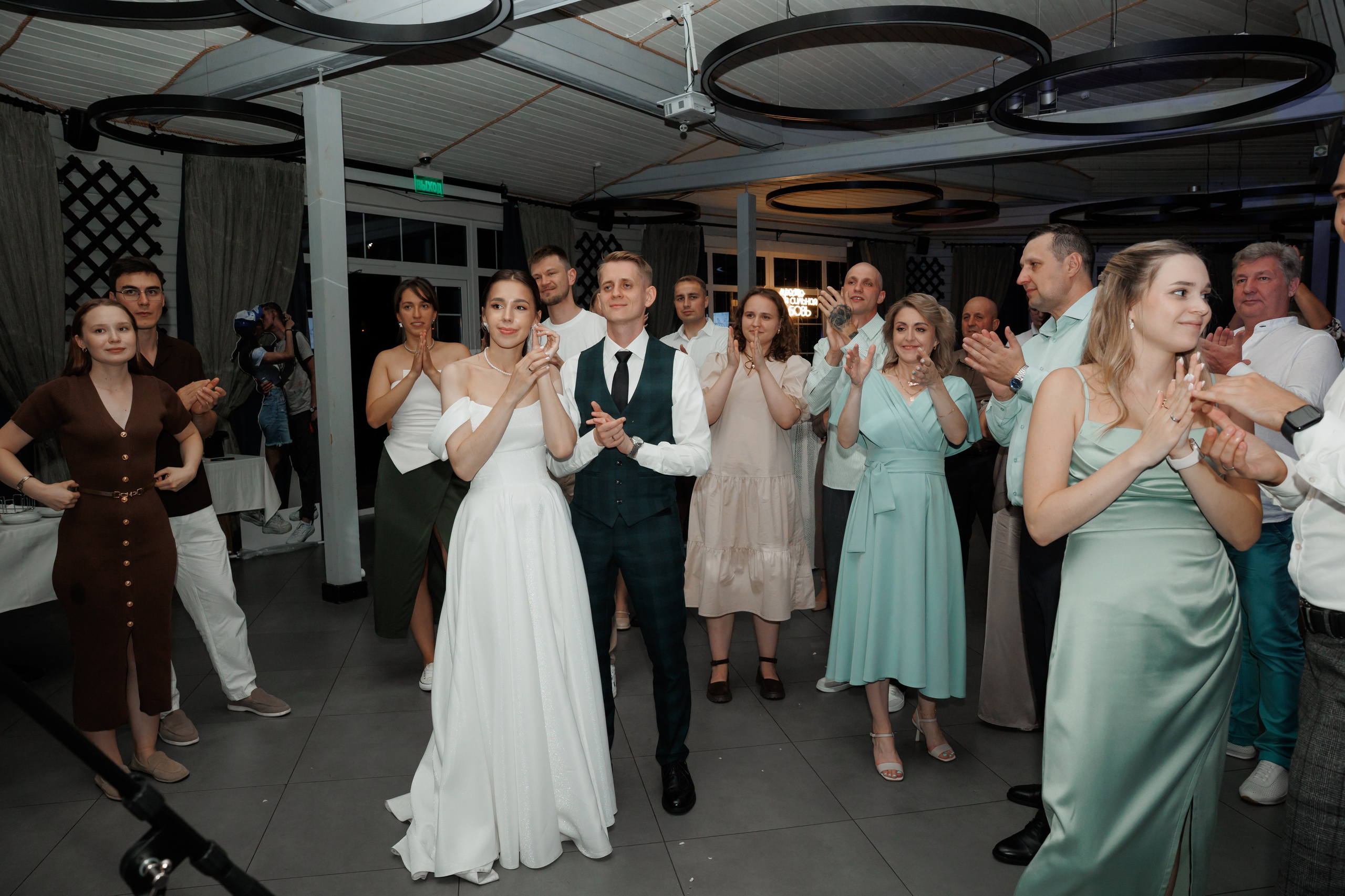 Регистрация в отеле Fish Point, ЗАГС Бутово, прогулка в Остафьево. Свадебный и репортажный фотограф (Москва, Королев и другие)