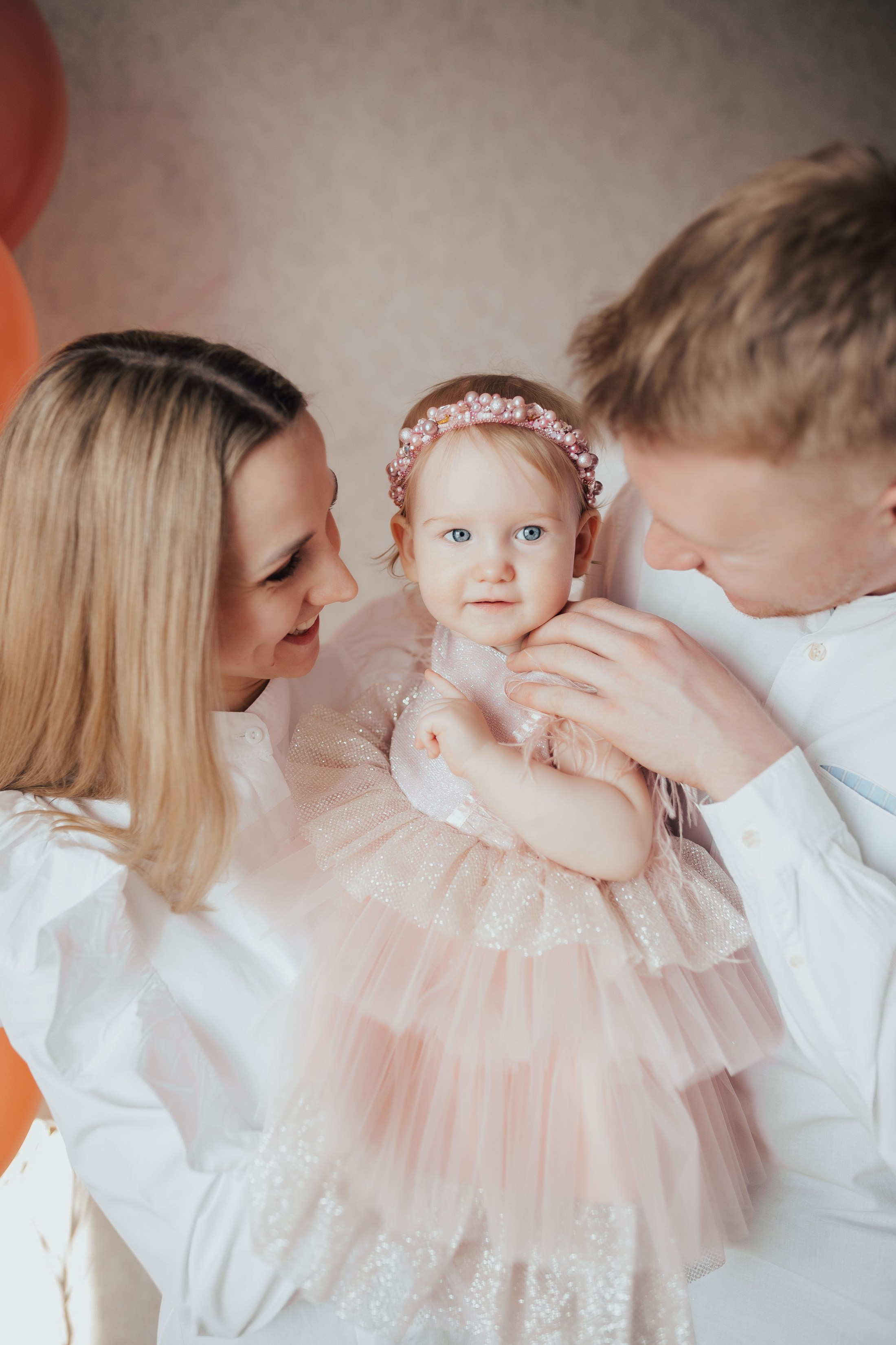 Таисии 1 год. Фотограф Наталья Кургина Слюдянка Иркутск