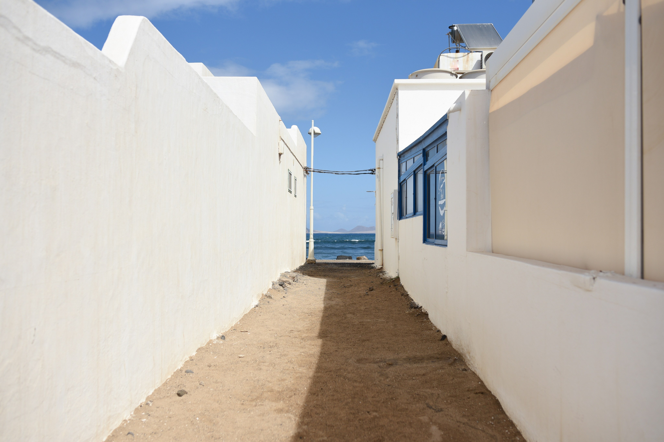 Urban. Anastasia Serdyuk, travel photographer, travel photo, portraits, stories, fineart prints