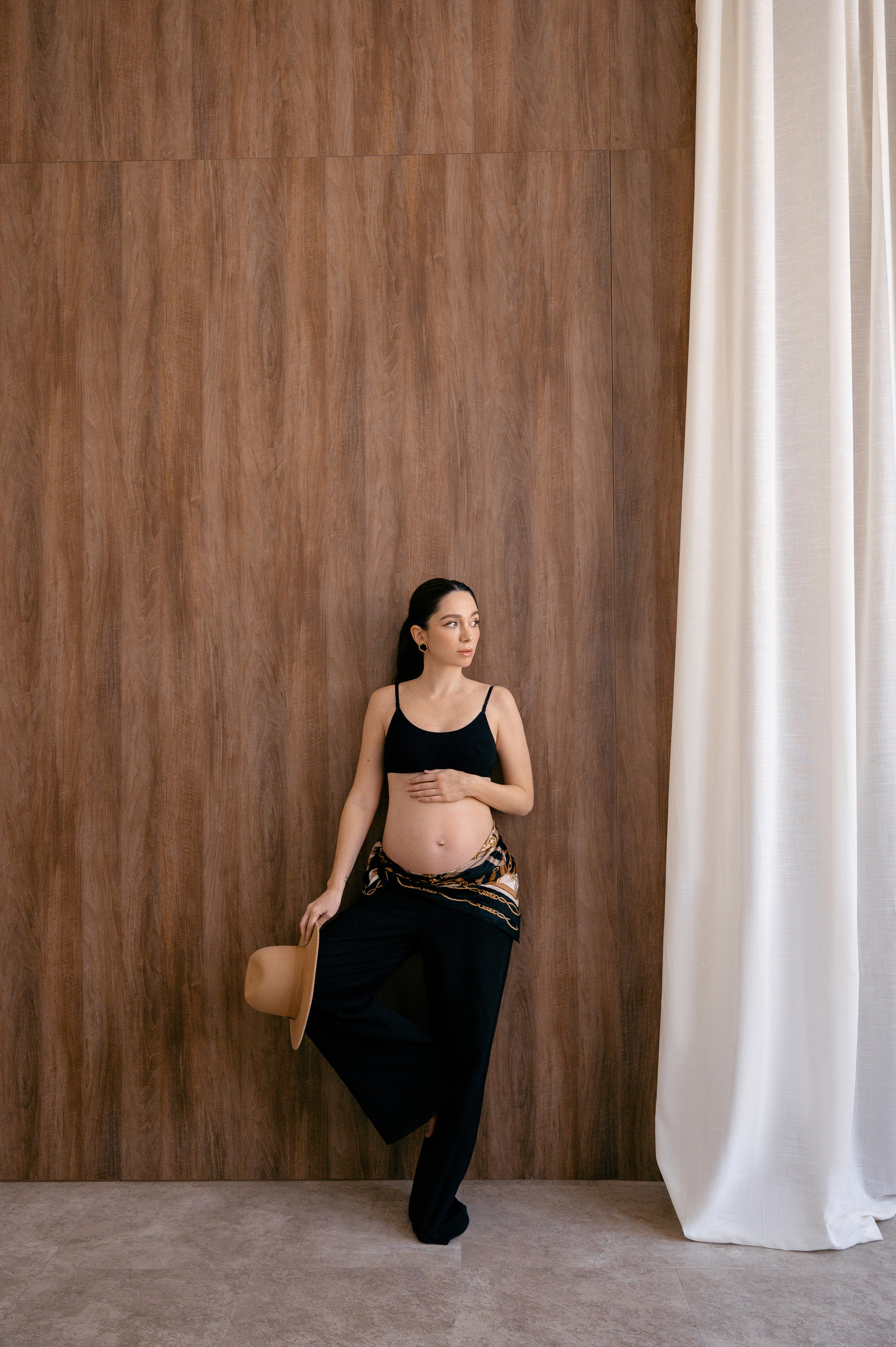 Профессиональный семейный и беременный фотограф в Санкт-Петербурге — Маргарита Иванова. Индивидуальные фотосессии под ключ: от образа до гот. Профессиональный фотограф беременности в СПБ. Стильные фотосессии беременности в стиле минимализм и классическая фотография