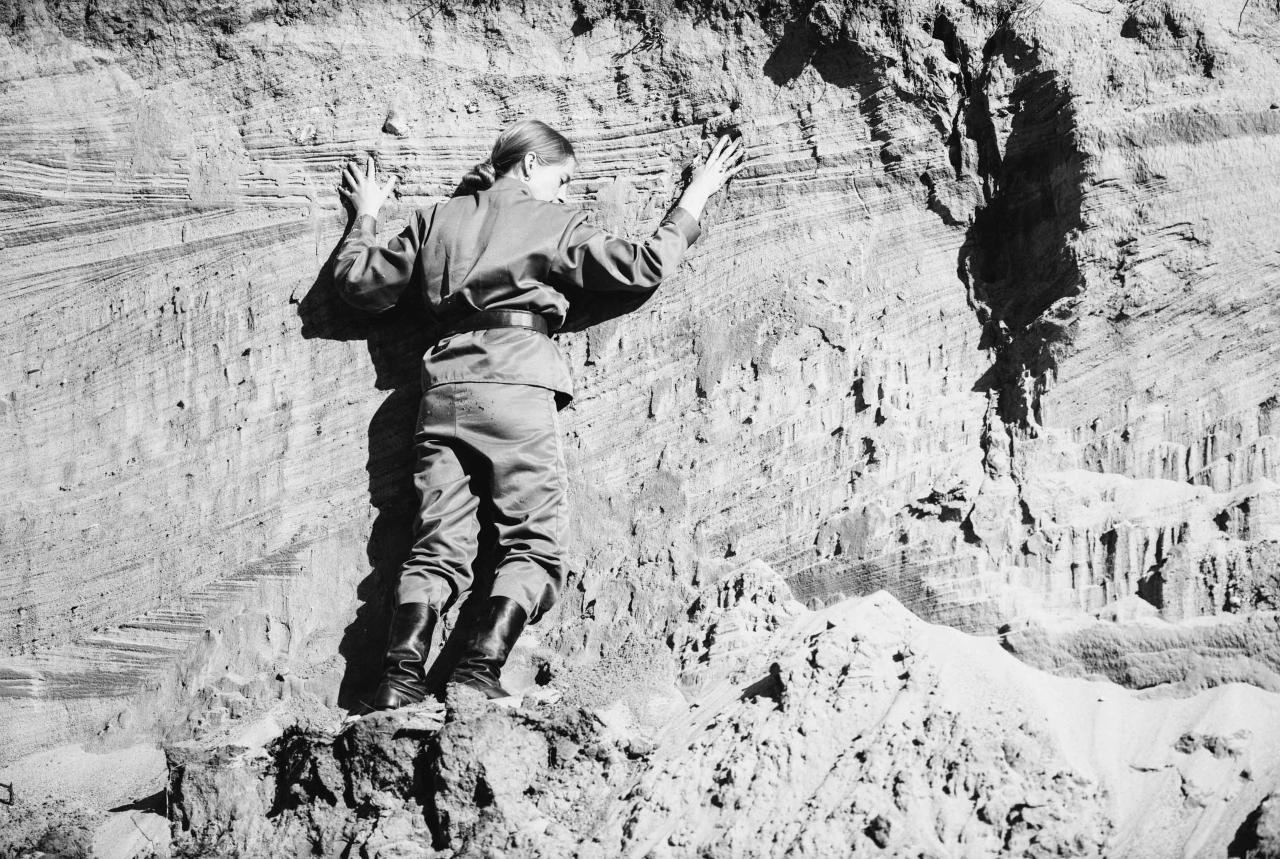 Девушка в форме. Наталия Клевинскас портретный фотограф в Костроме