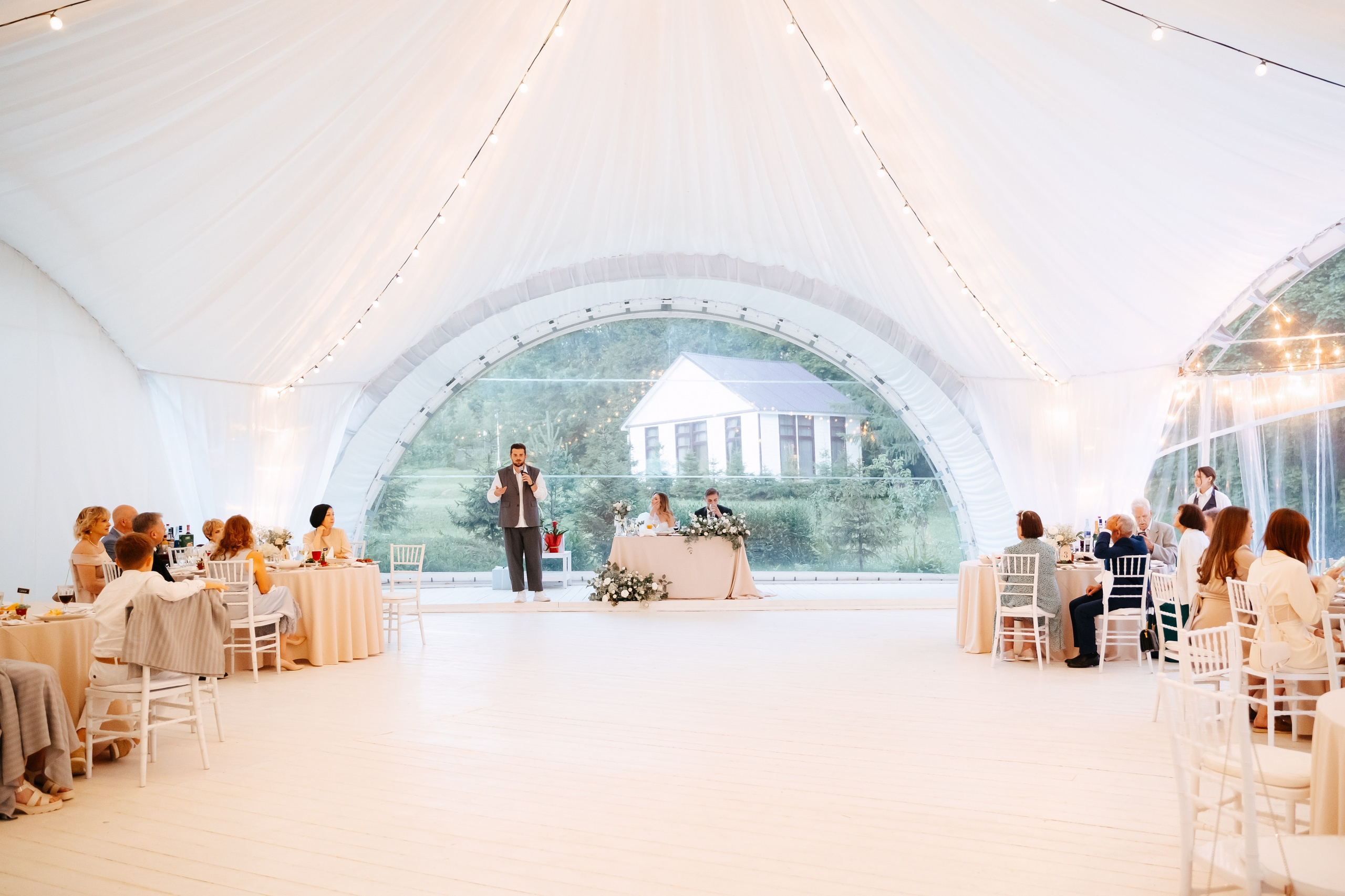 Свадьба загородом в Москве