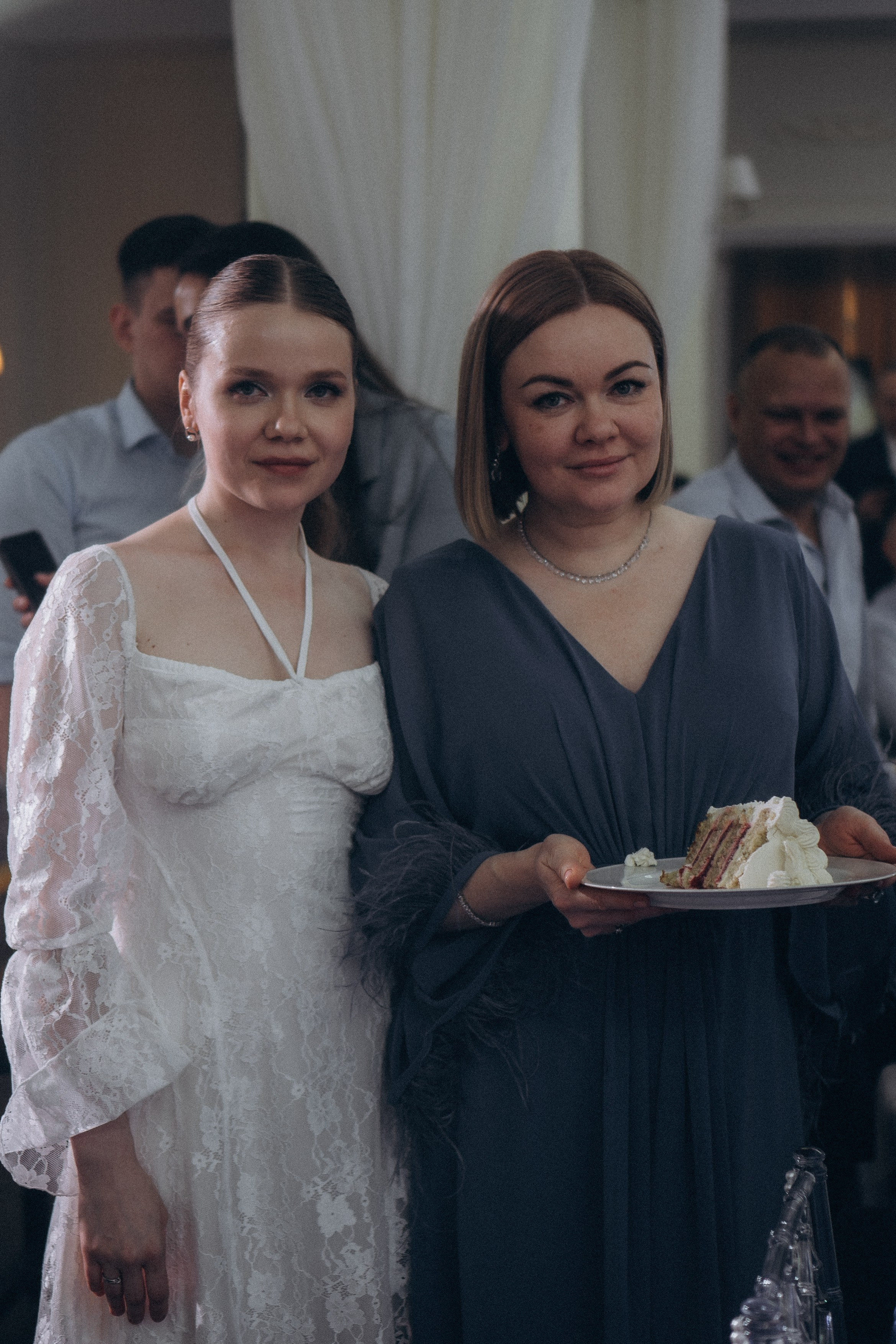 СВАДЕБНЫЙ ТОРТ. ФОТОСЕСИИЯ БАНКЕТА (СНЯТО В СИБИРЕ В НИЖНЕВАРТОВСКЕ). Профессиональный фотограф, Санкт-Петербург — Виктория Богомолова