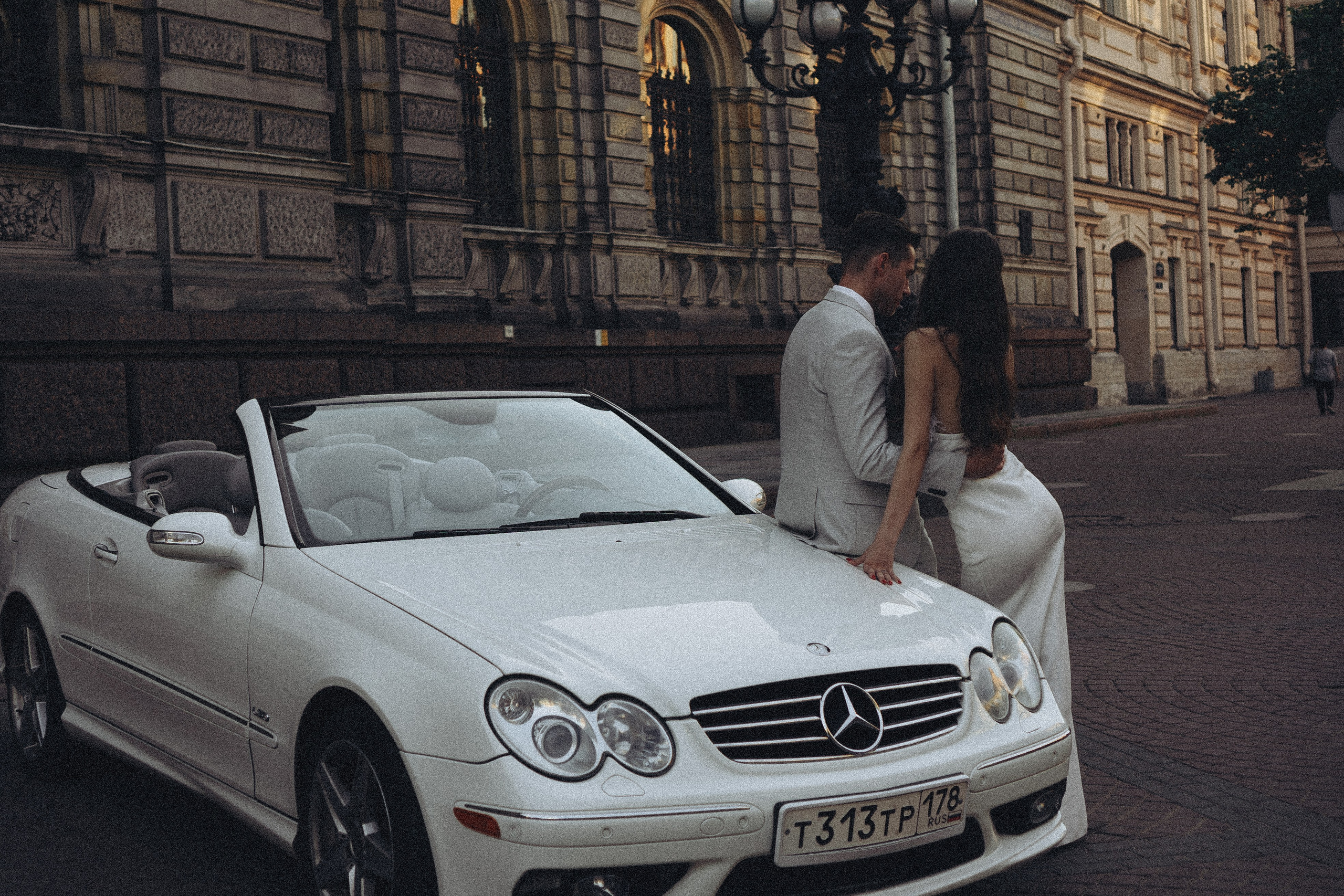 Свадебная сьемка у академии Штиглица. Профессиональный фотограф, Санкт-Петербург — Виктория Богомолова