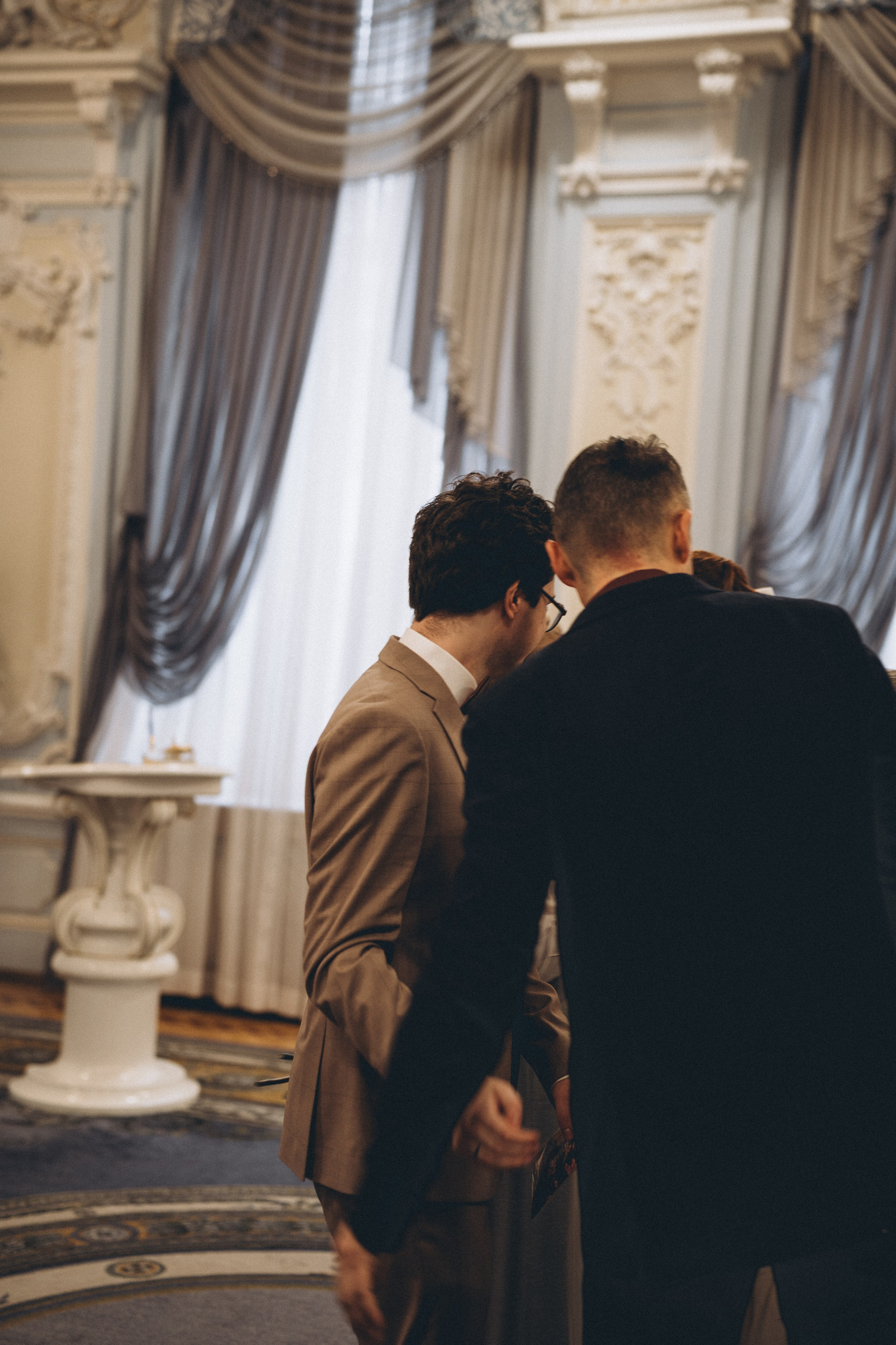 СВАДЕБНАЯ СЬЕМКА ВО ВТОРОМ ДВОРЦЕ С ГОСТЯМИ И ПРОГУЛКА В ТАВРИЧЕСКОМ САДУ. Профессиональный фотограф, Санкт-Петербург — Виктория Богомолова