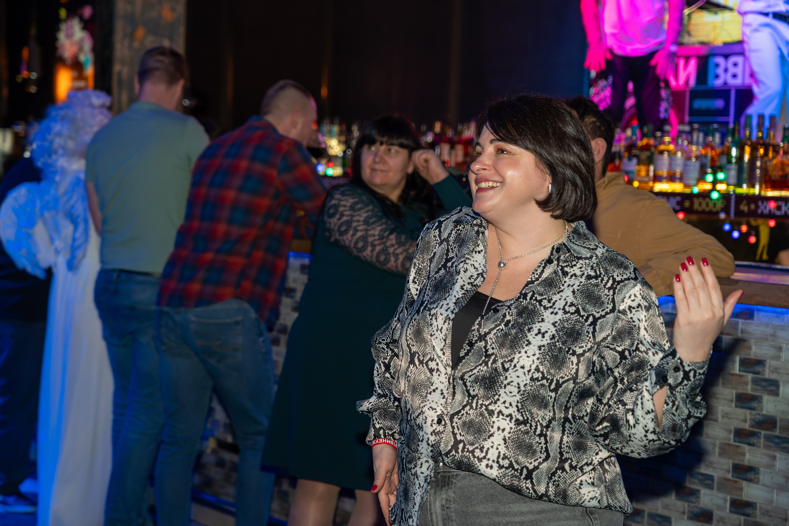 Съёмка мероприятия в баре Руки вверх. «Студия DRONAVT`s» — видеосъёмка и фотография г. Москва