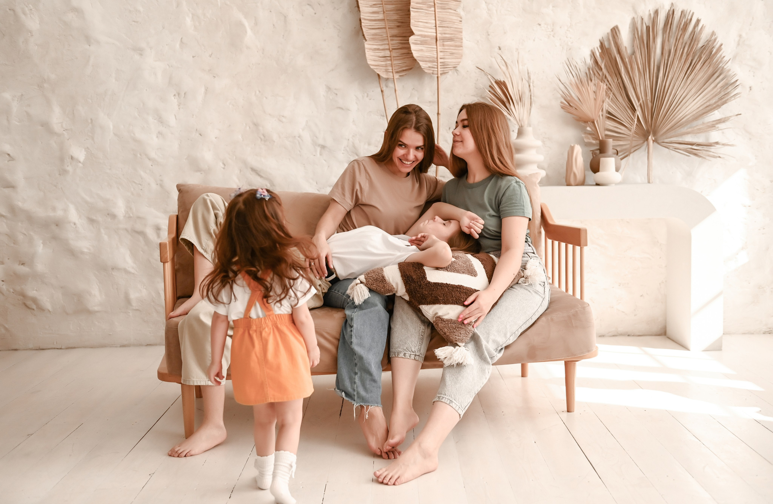 Семейная студийная  фотосессия 2. Свадебный, семейный, детский, контент фотограф в Омске Максим Ильин