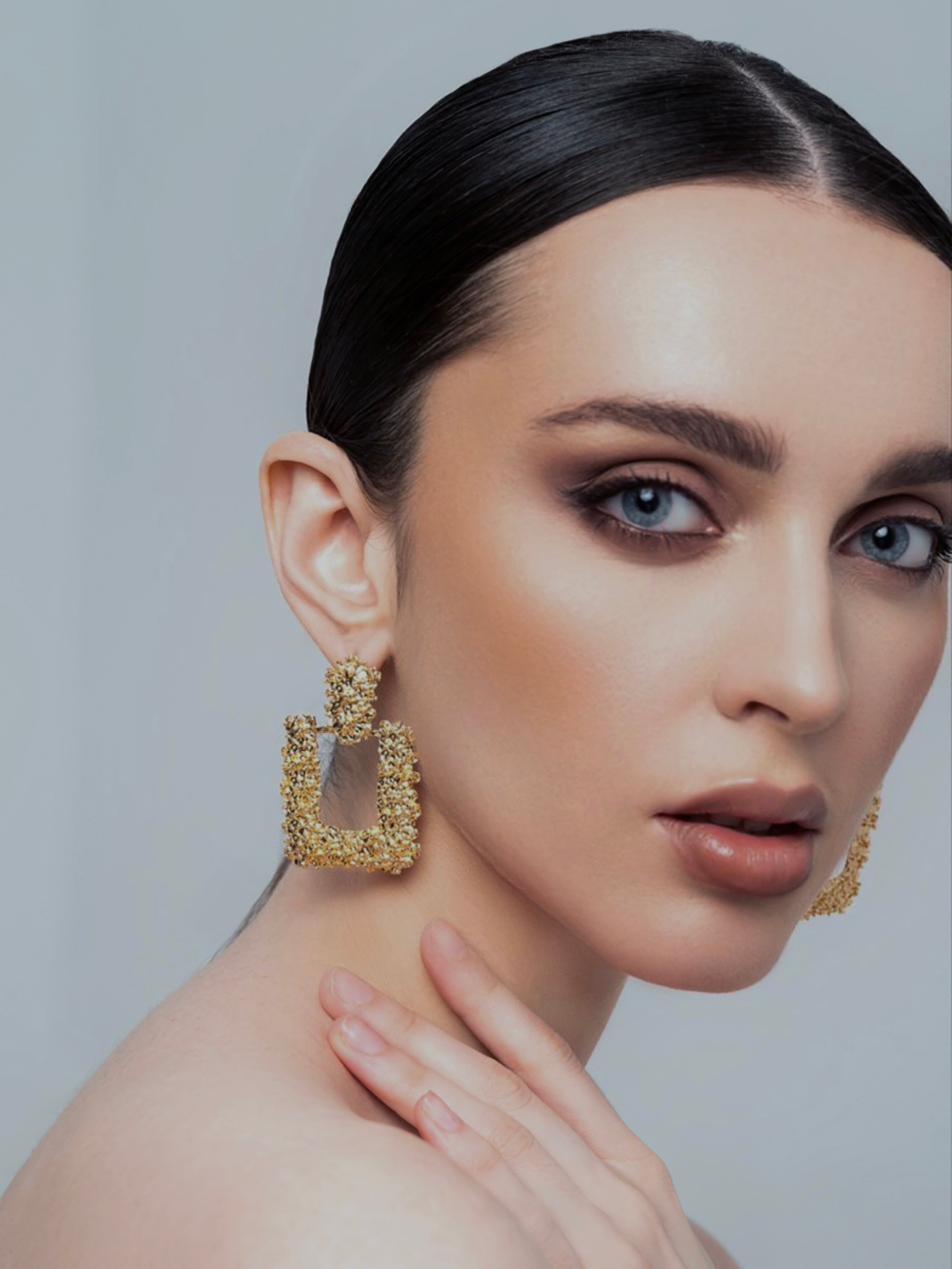 Оксана К. Экскл. Фото и видео продакшн в Москве — съемка для брендов и маркетплейсов