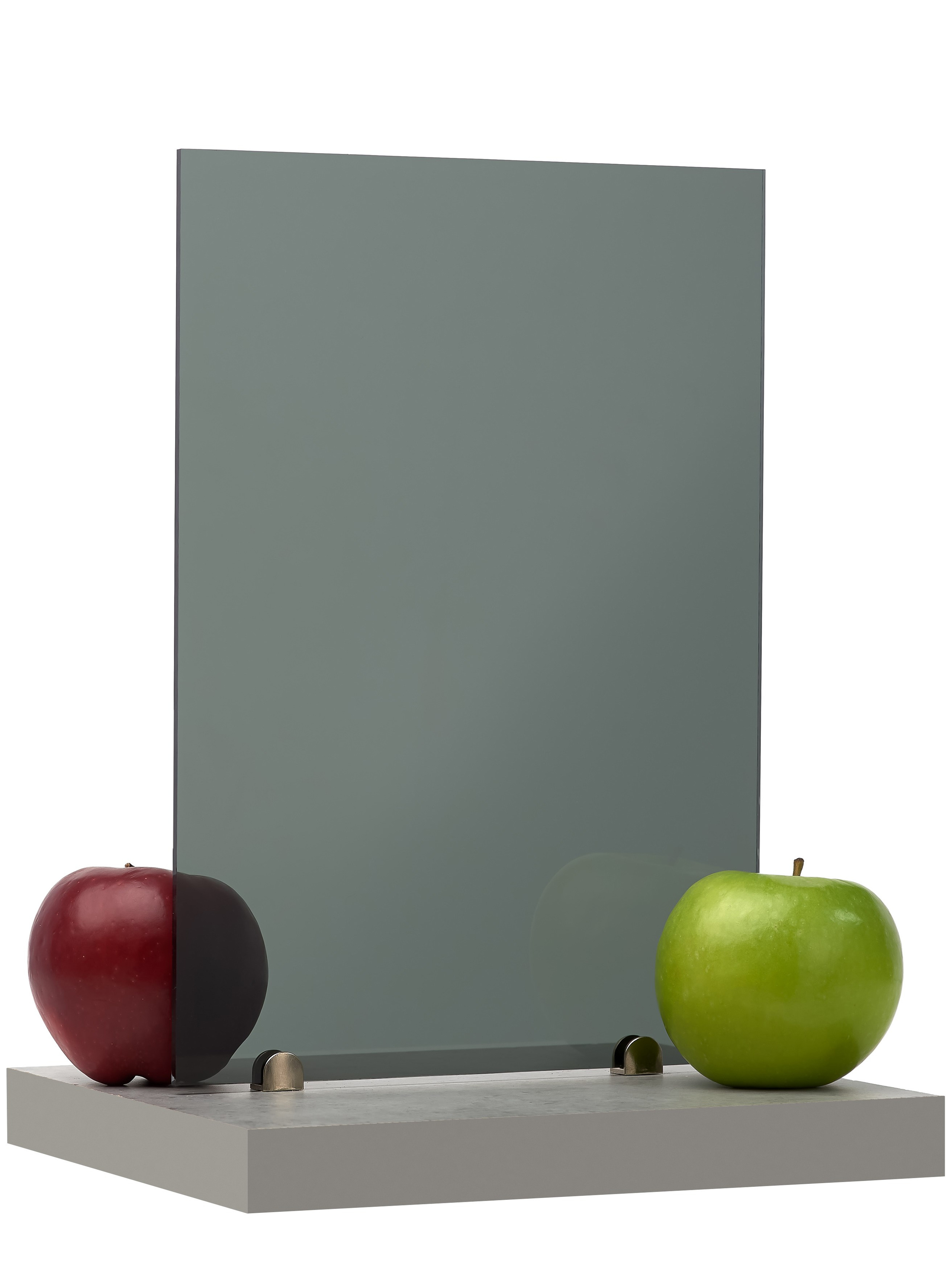 Профили: стёкла и фасады. Предметный фотограф, инфографика и видео в Санкт-Петербурге