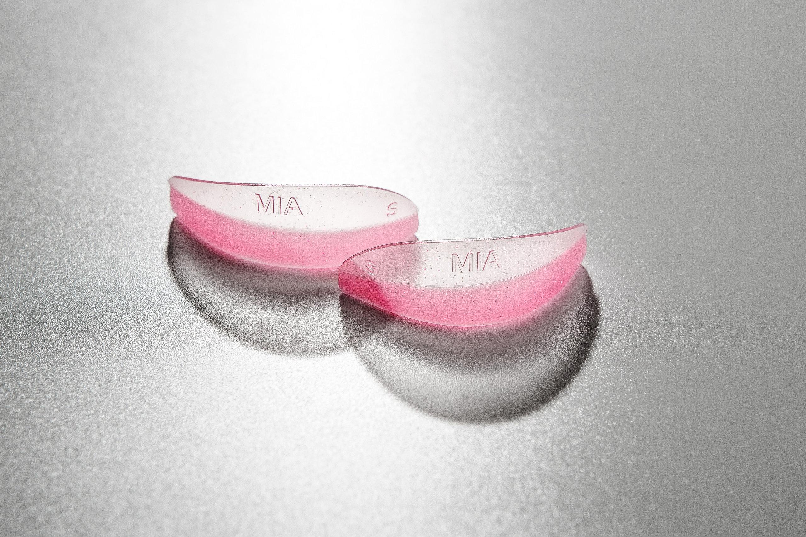 СТАНДАРТНАЯ ПРЕДМЕТНАЯ ФОТОСЪЁМКА НА ОДНОТОННОМ ФОНЕ. Ильшат Бикмиев — предметный фотограф. Каталог и рекламная съёмка для бизнеса Алматы. Качественные фото для бизнеса, маркетплейсов интернета