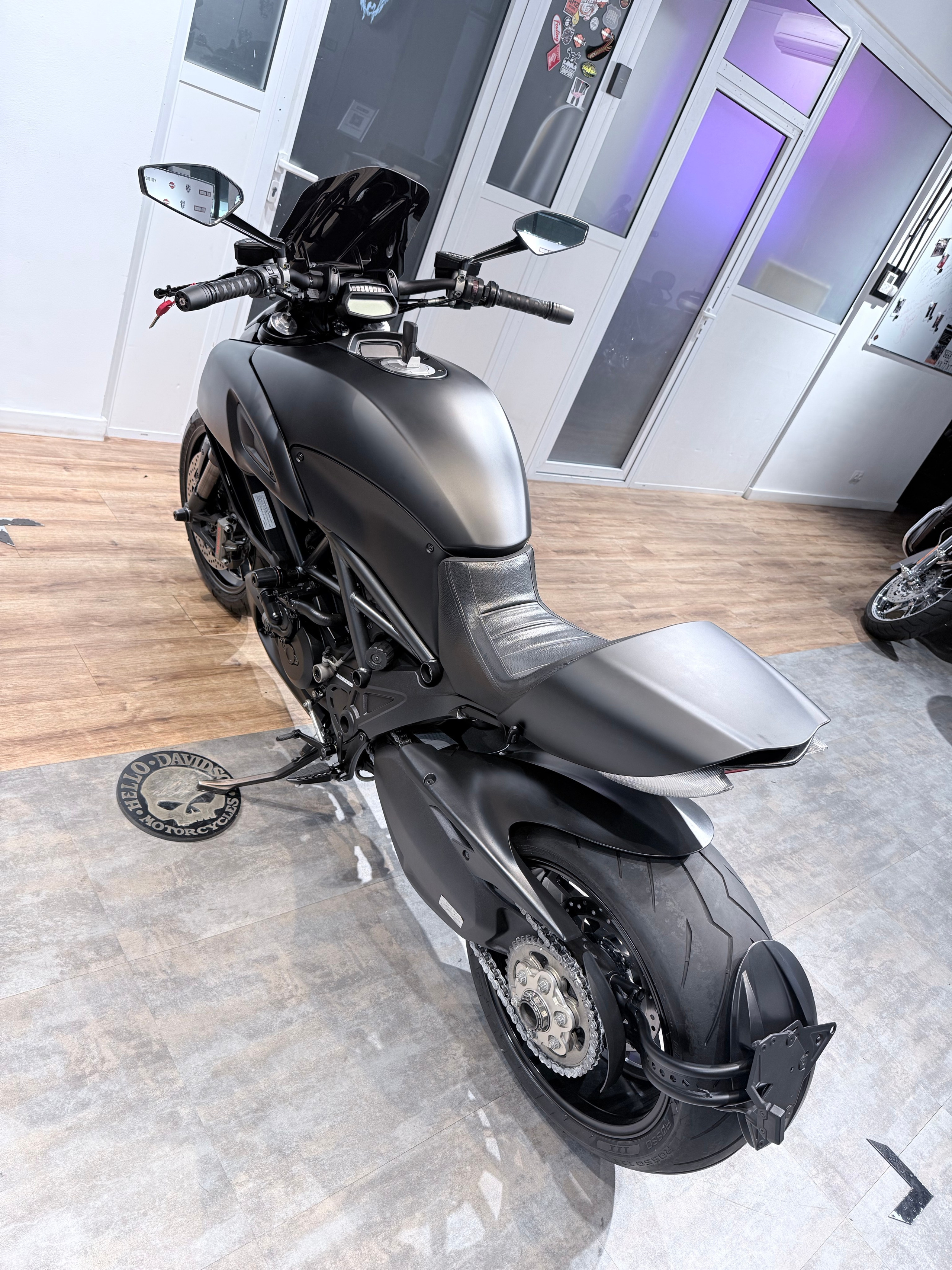 2015 Diavel Dark Stealth. Hello Davidson, Москва. Только хорошие мотоциклы…