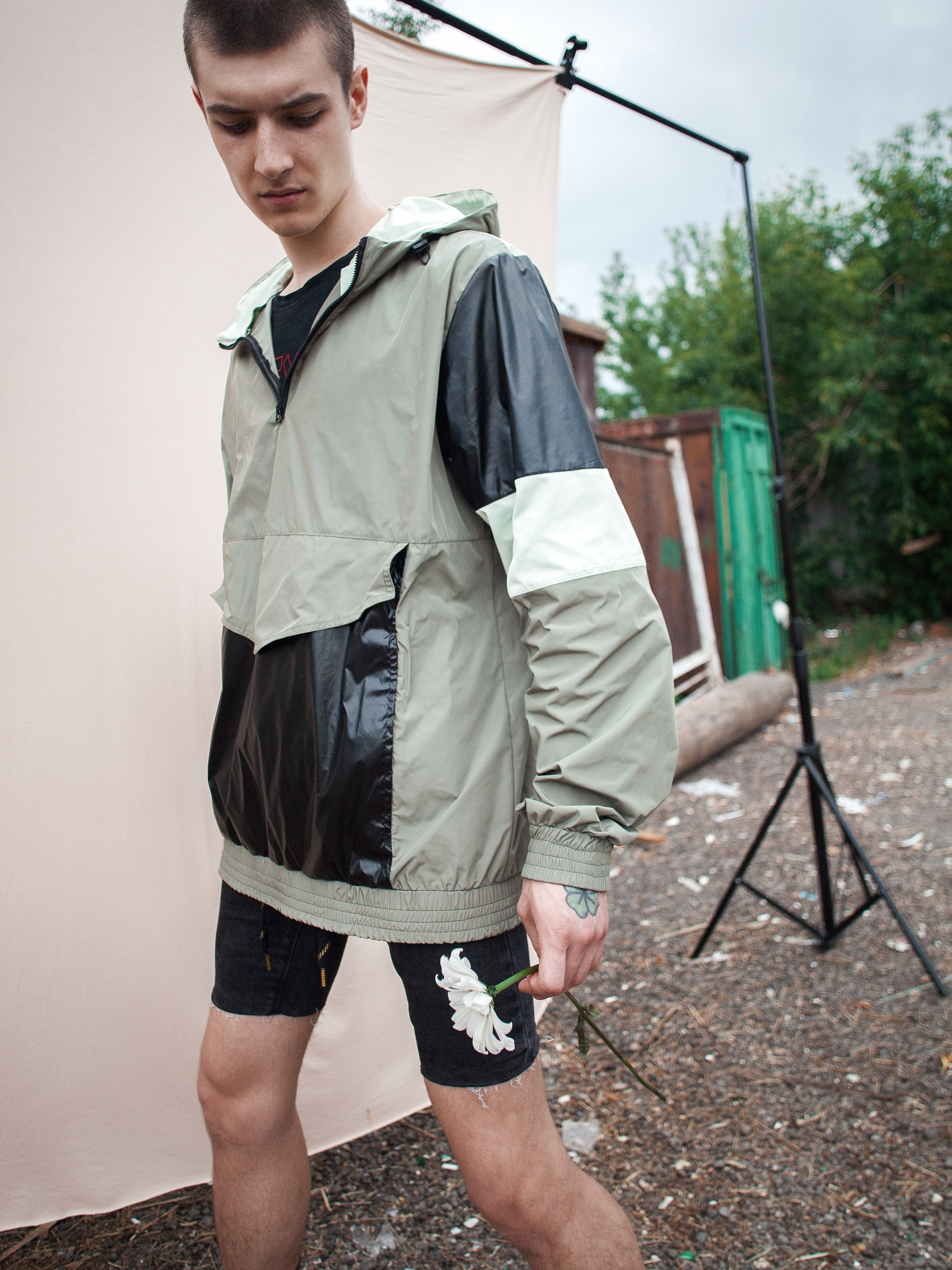 Лук бук Tolyboy. Каталожный и предметный фотограф в Москве Анна Nesmeliva