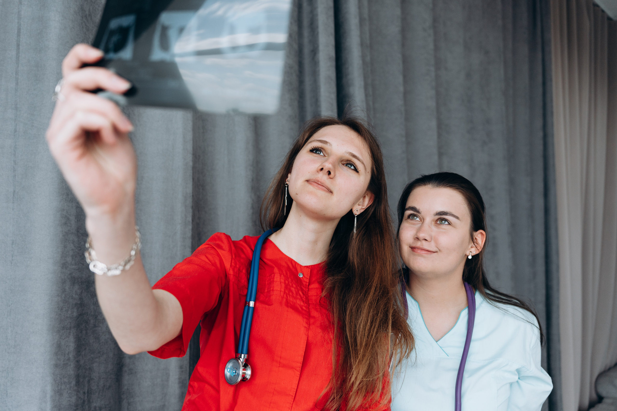 Фотосессия для медицинского коллектива. Портретный свадебный фотограф Крым | Евгения Щитенко