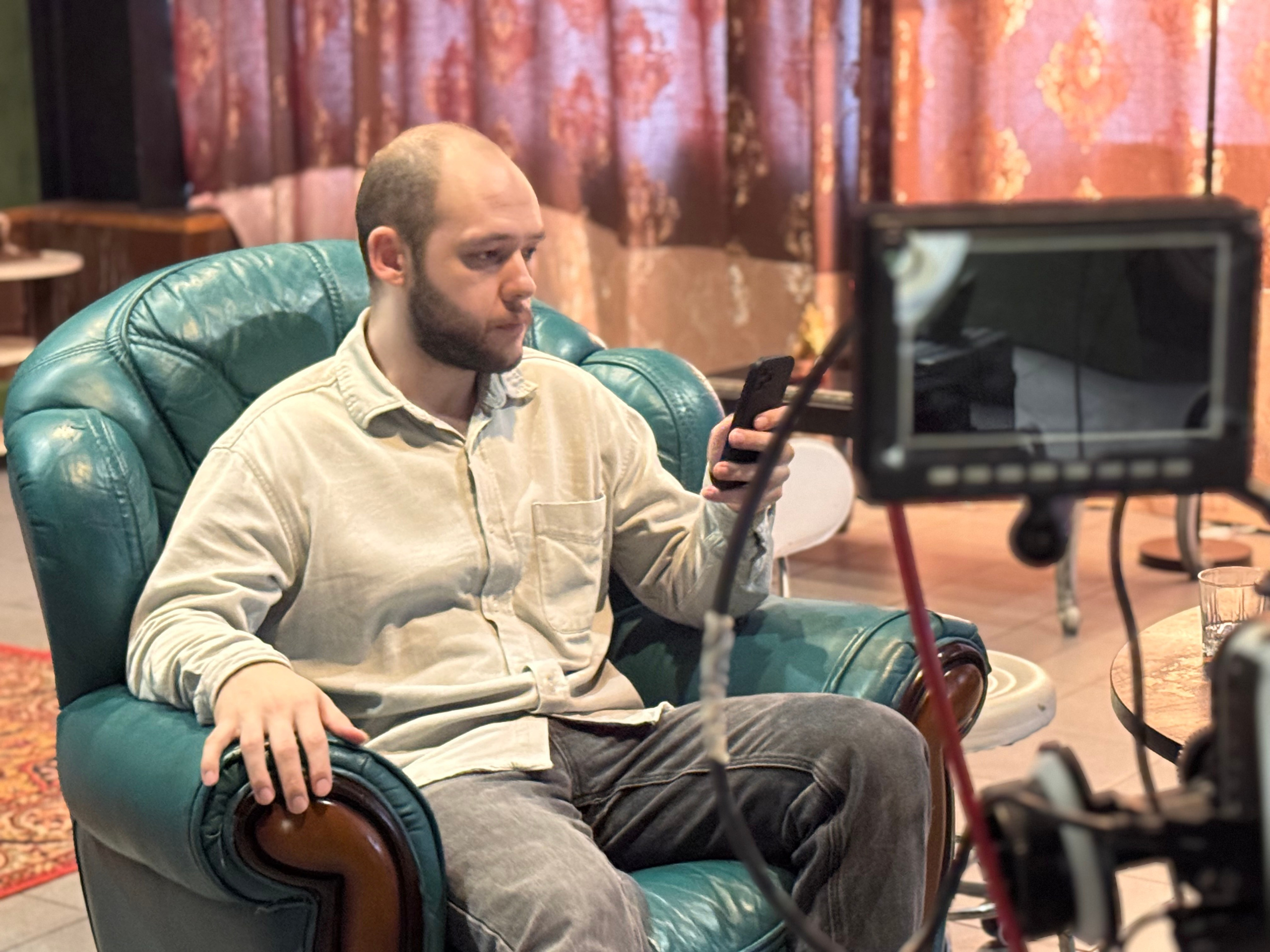 Режиссер Арсений Ганчуков, полный метр «Московские твари». Фотограф, оператор и рилсмейкер в Москве — Ася Палагута