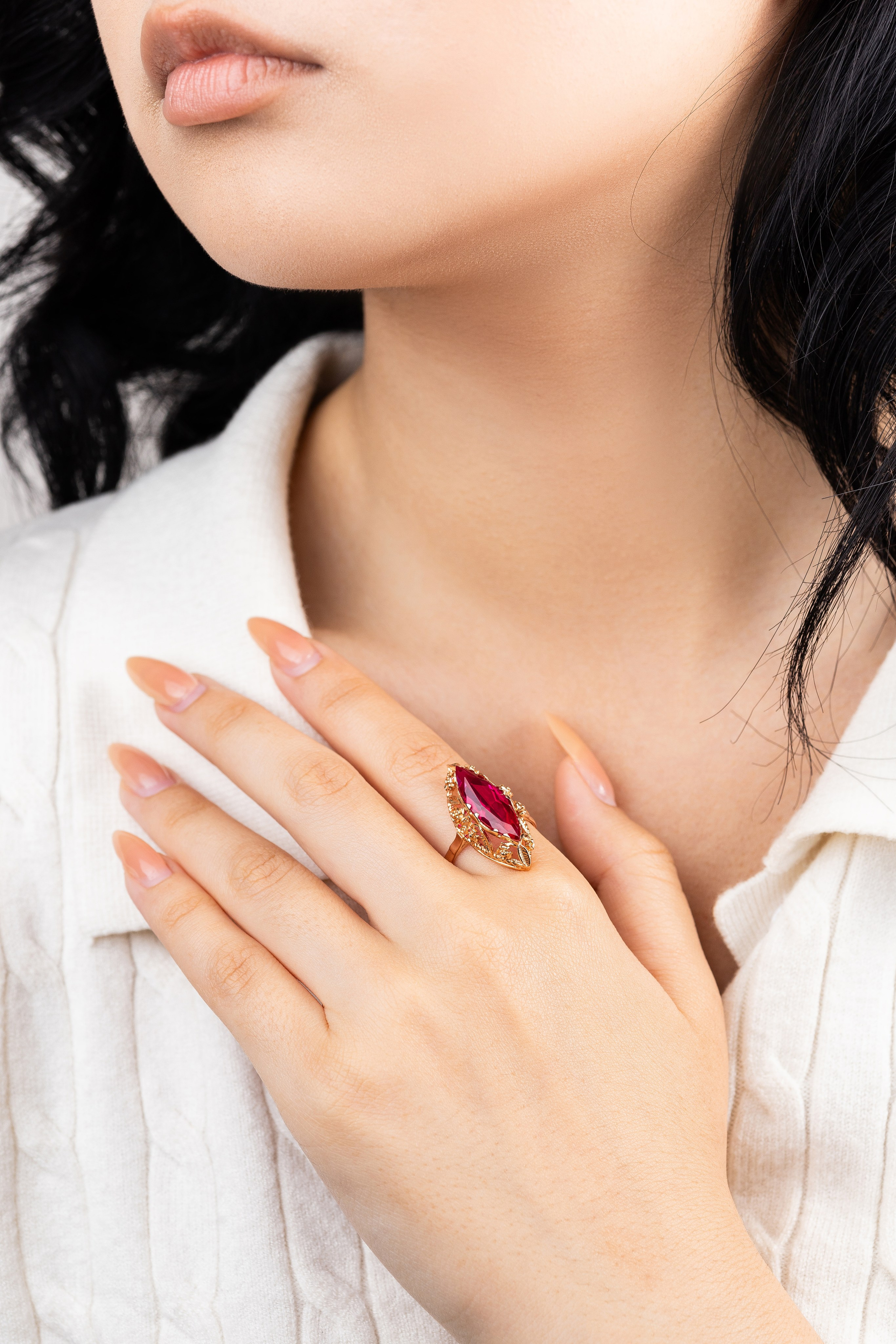 Рекламная съемка ювелирных изделий. Рекламный фуд фотограф и видеограф в Астане Алина Лысенко