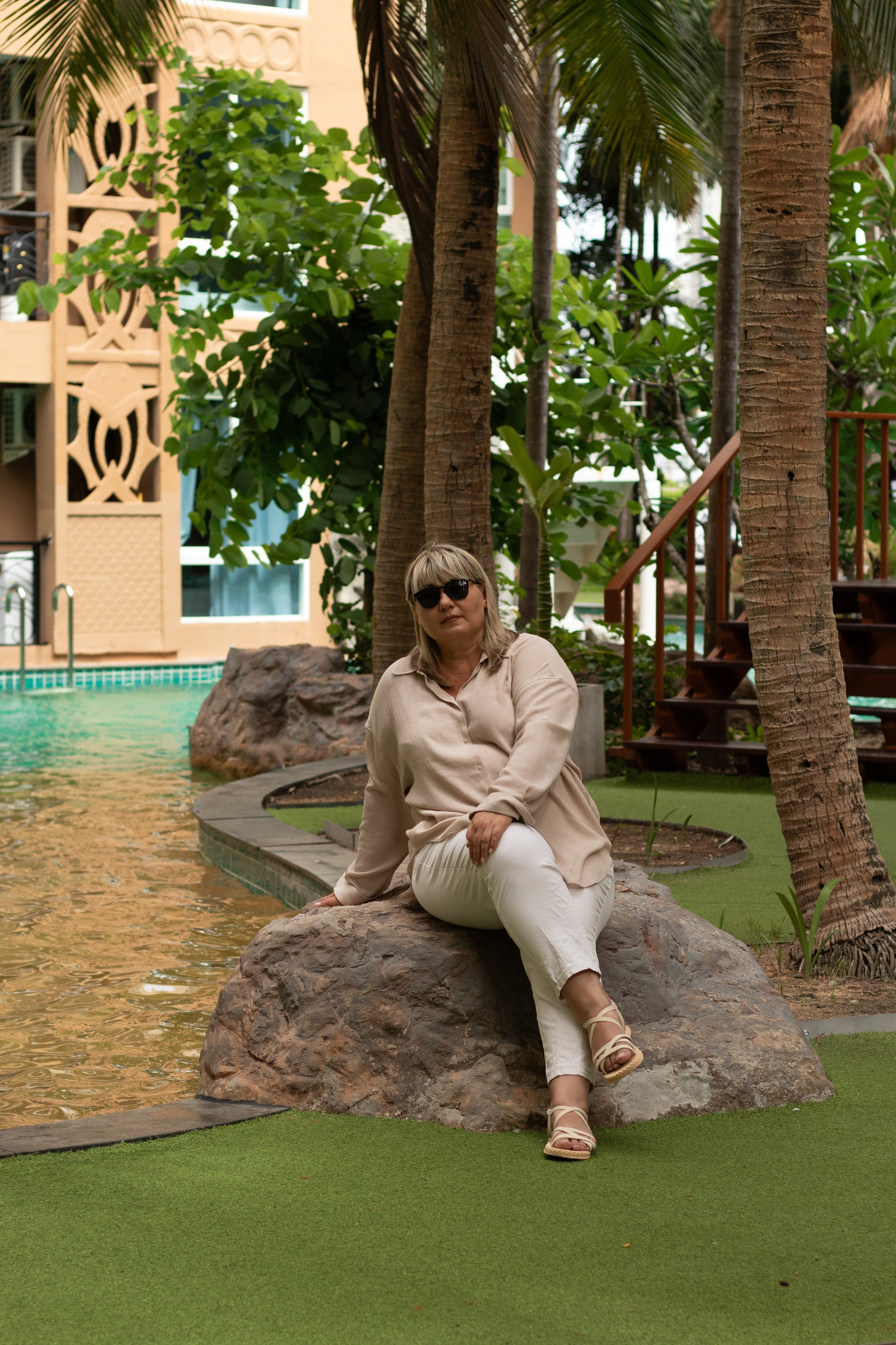 Tatiana and Varvara. Portrait photographer in Thailand