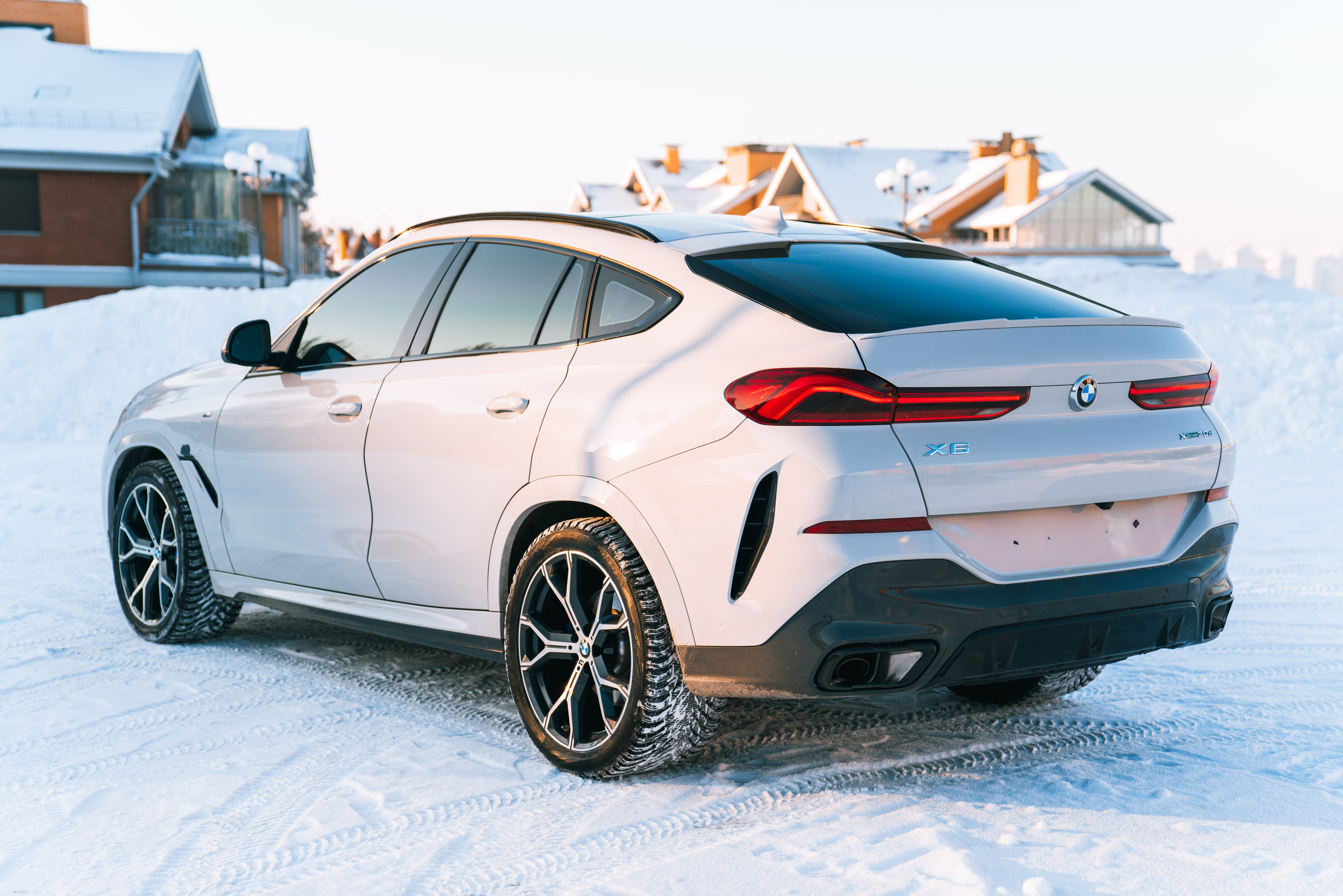 BMW X6 30d X-Drive. Идеальные портреты для соцсетей — Фотограф Ленар