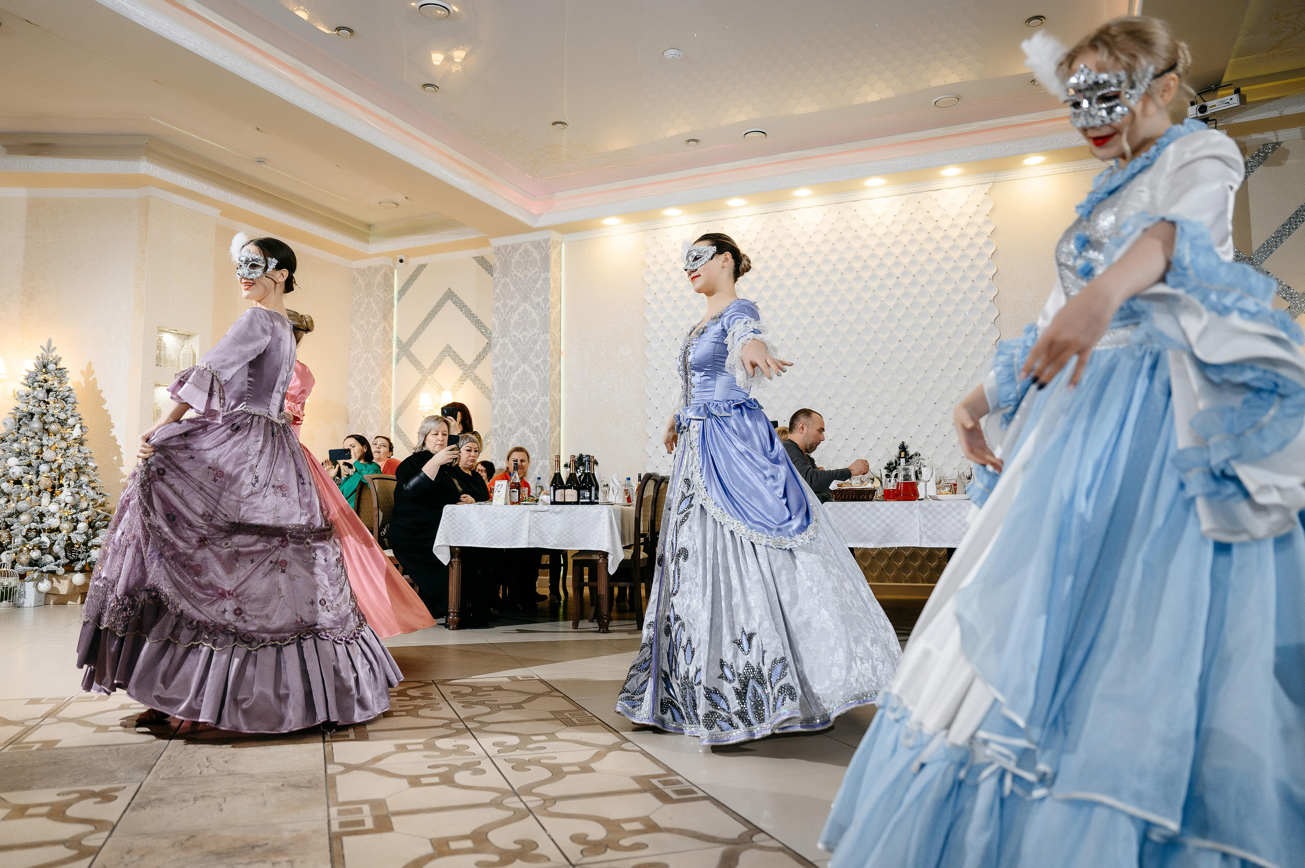 Ресторан Император. Свадебный фотограф в Красноярске